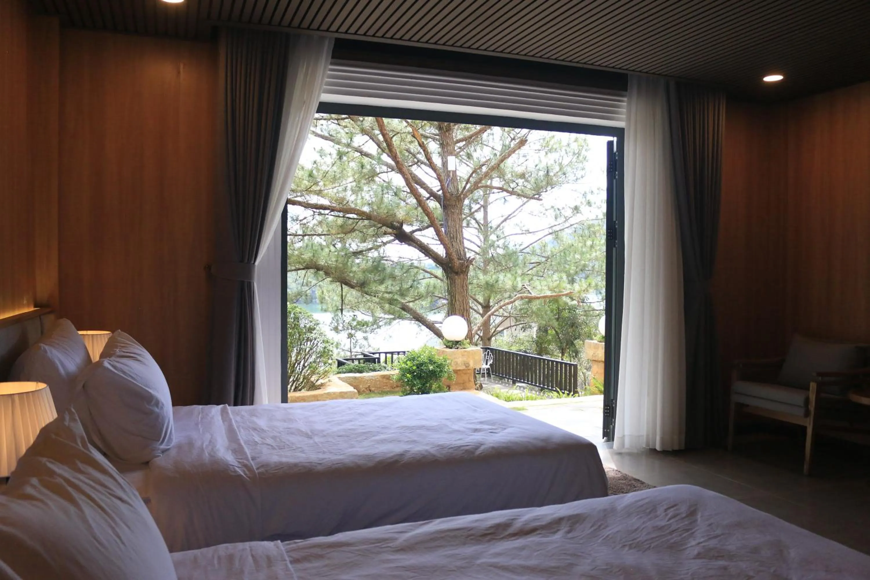 Bed in Lavender Dalat Hotel and Resorts