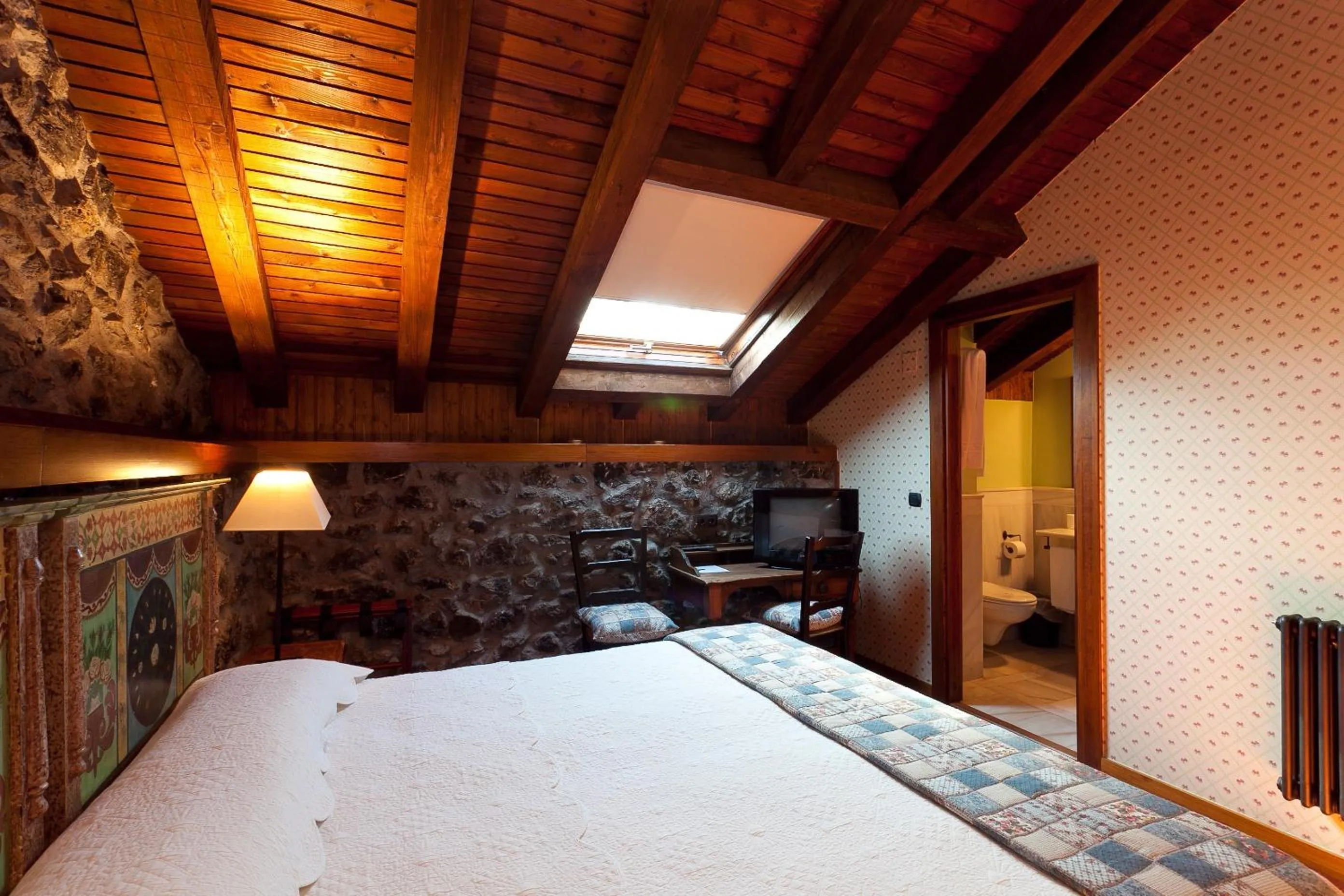 Photo of the whole room, Bed in Hotel Antsotegi