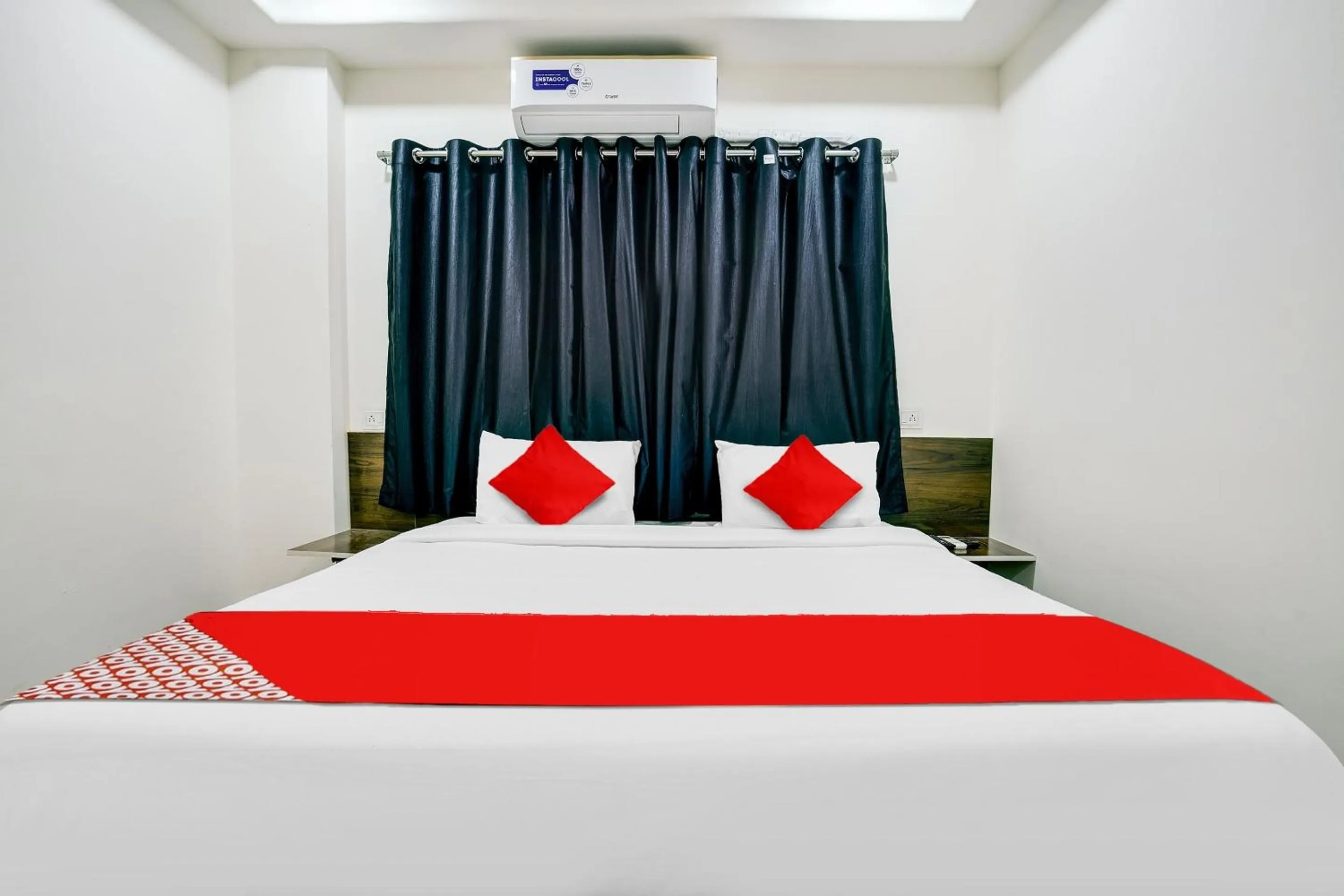 Bedroom, Bed in Hotel O White Villa