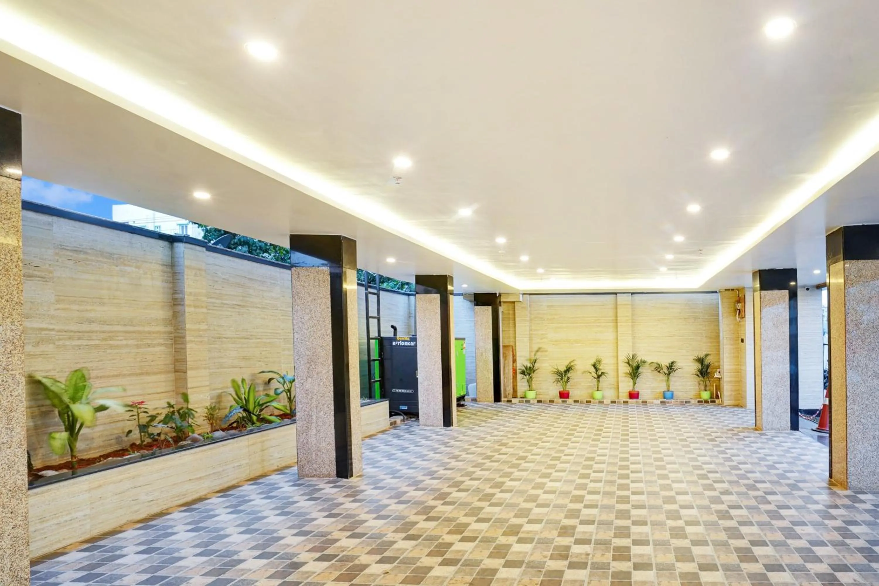 On site in Super Collection O KEYS ELITE