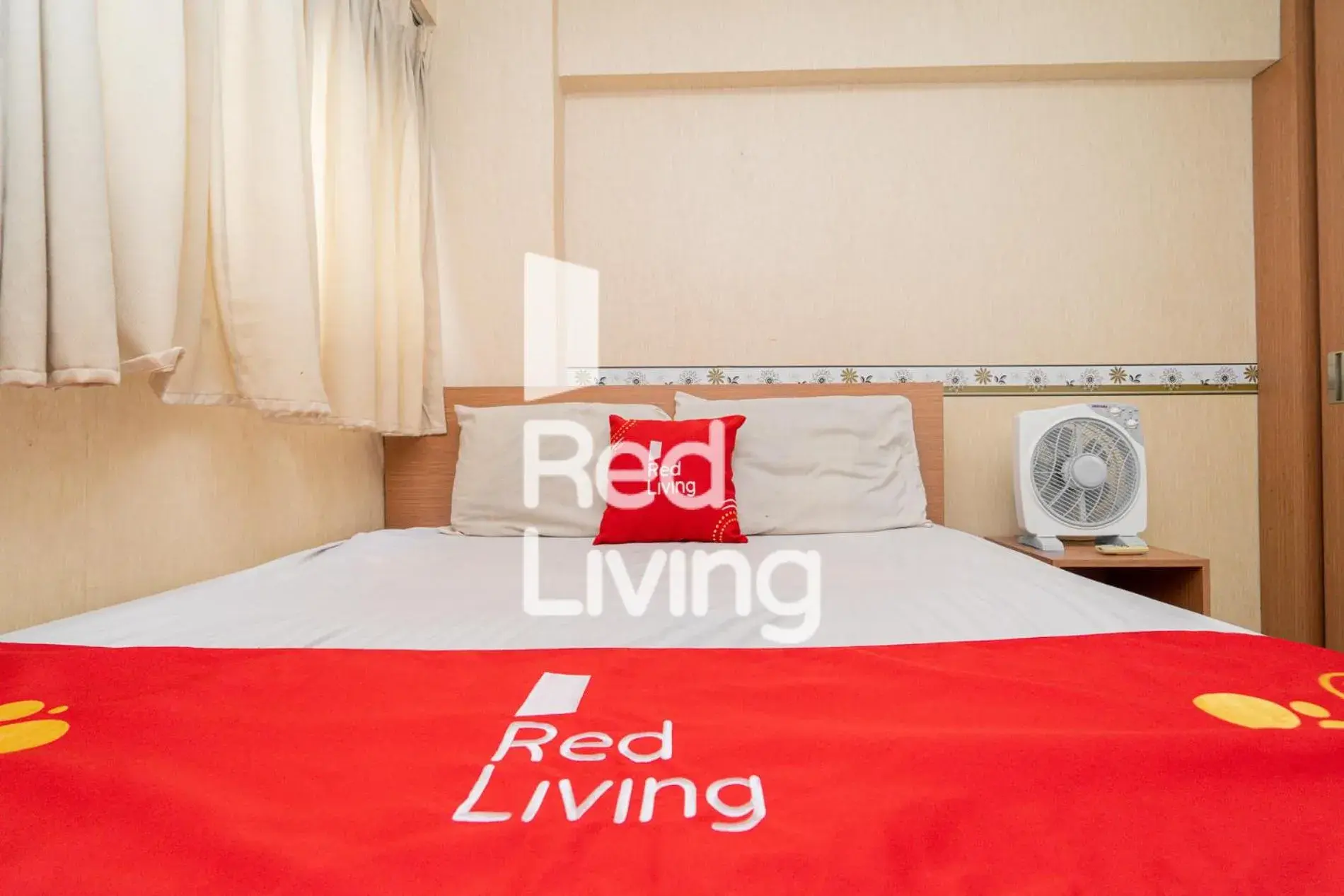 Bedroom, Bed in Apartemen Sentra Timur Residence - S&A Zada Property Tower Orange Bedroom, Bed in Apartemen Sentra Timur Residence - S&A Zada Property Tower Orange