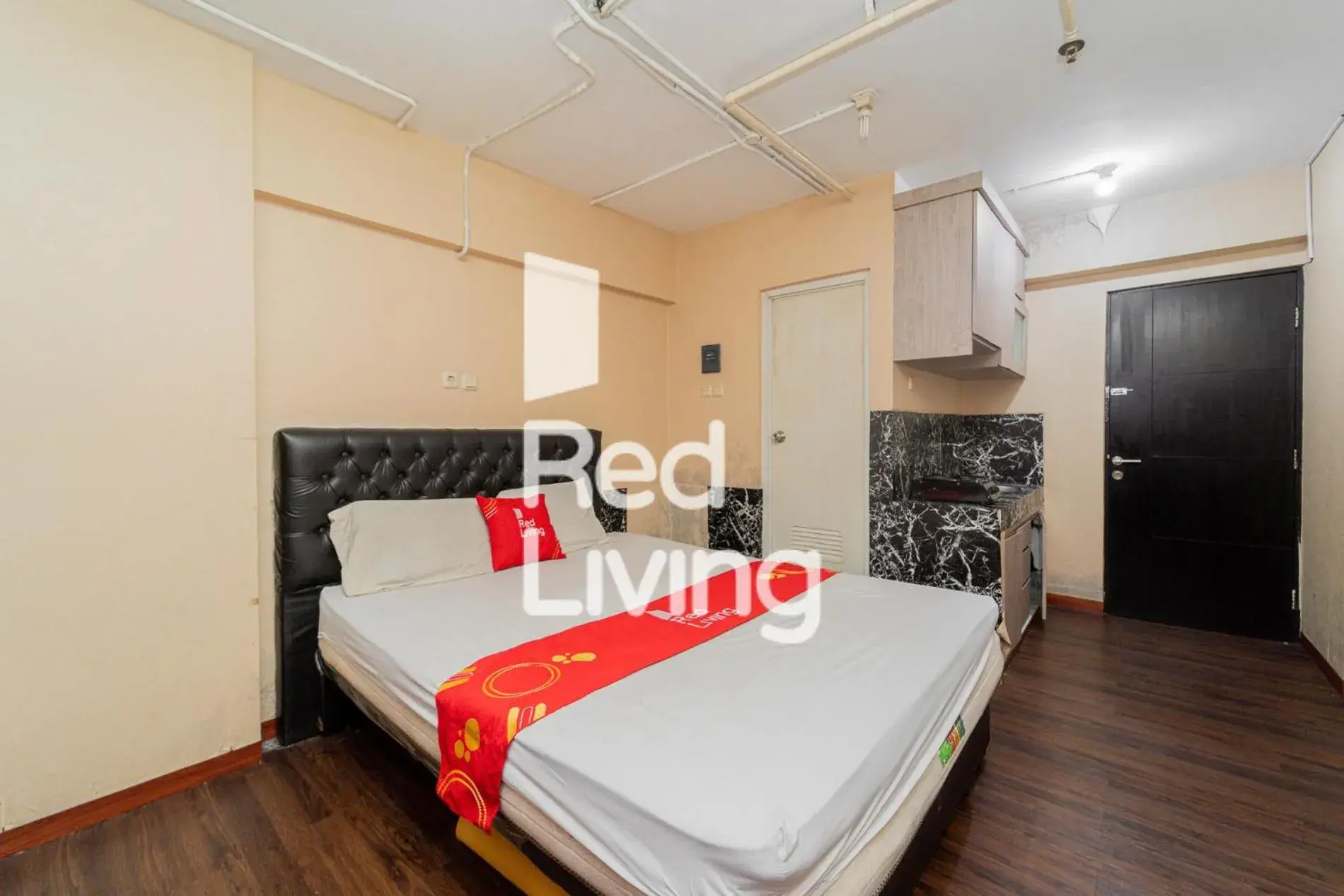 Bedroom, Bed in Apartemen Sentra Timur Residence - S&A Zada Property Tower Orange Bedroom, Bed in Apartemen Sentra Timur Residence - S&A Zada Property Tower Orange