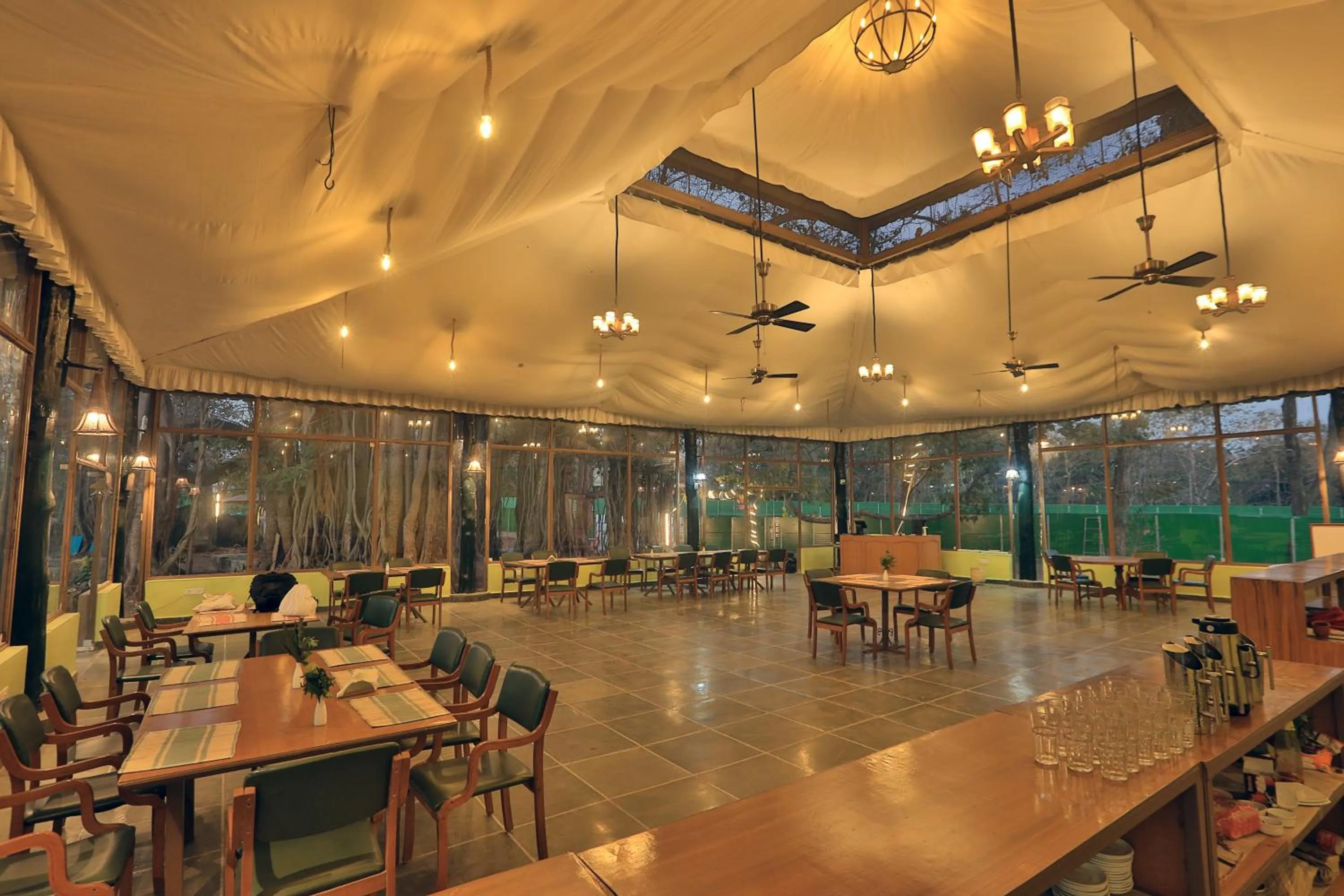 Restaurant/places to eat in Rukhad Jungle Camp - Pench