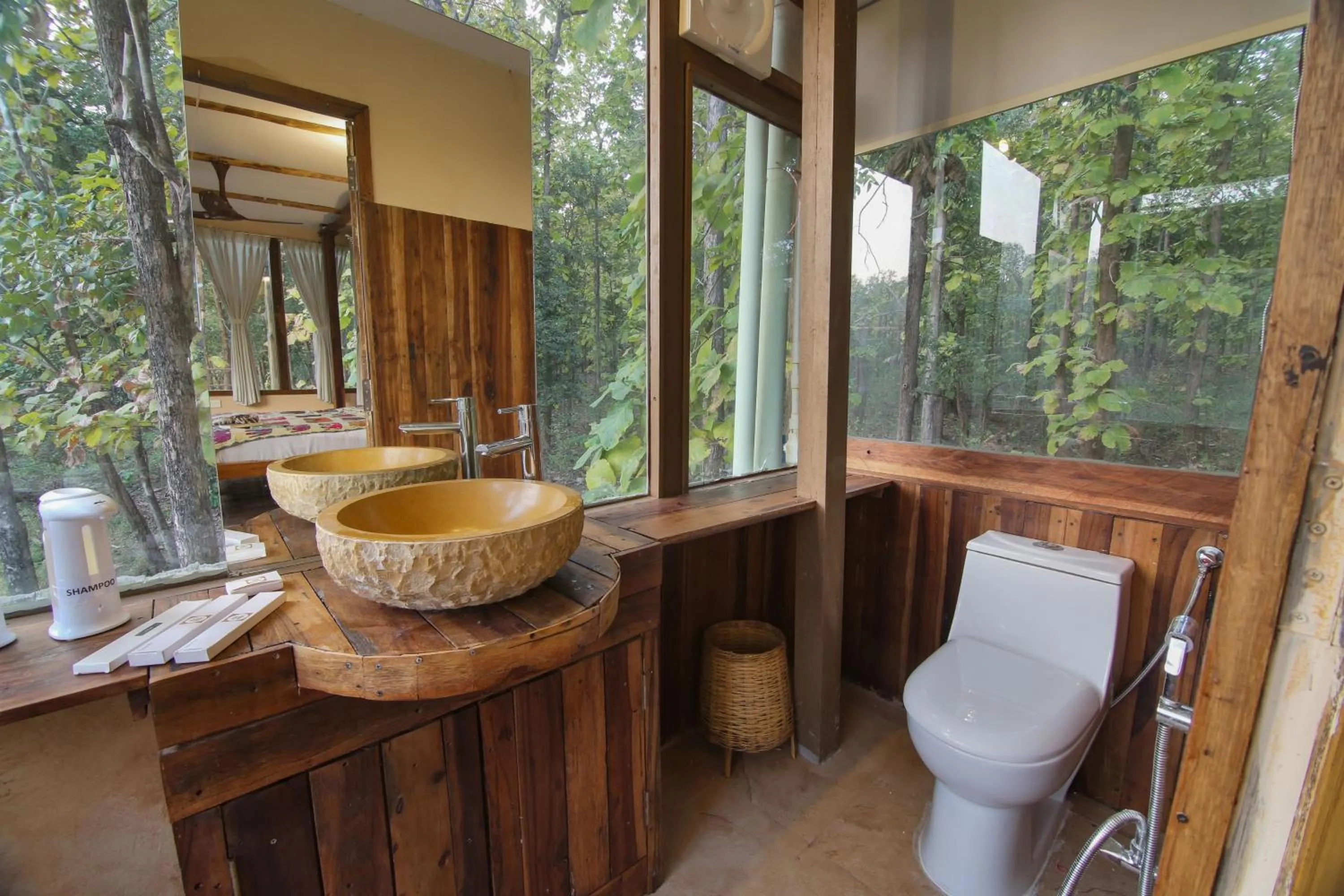 Bathroom in Rukhad Jungle Camp - Pench