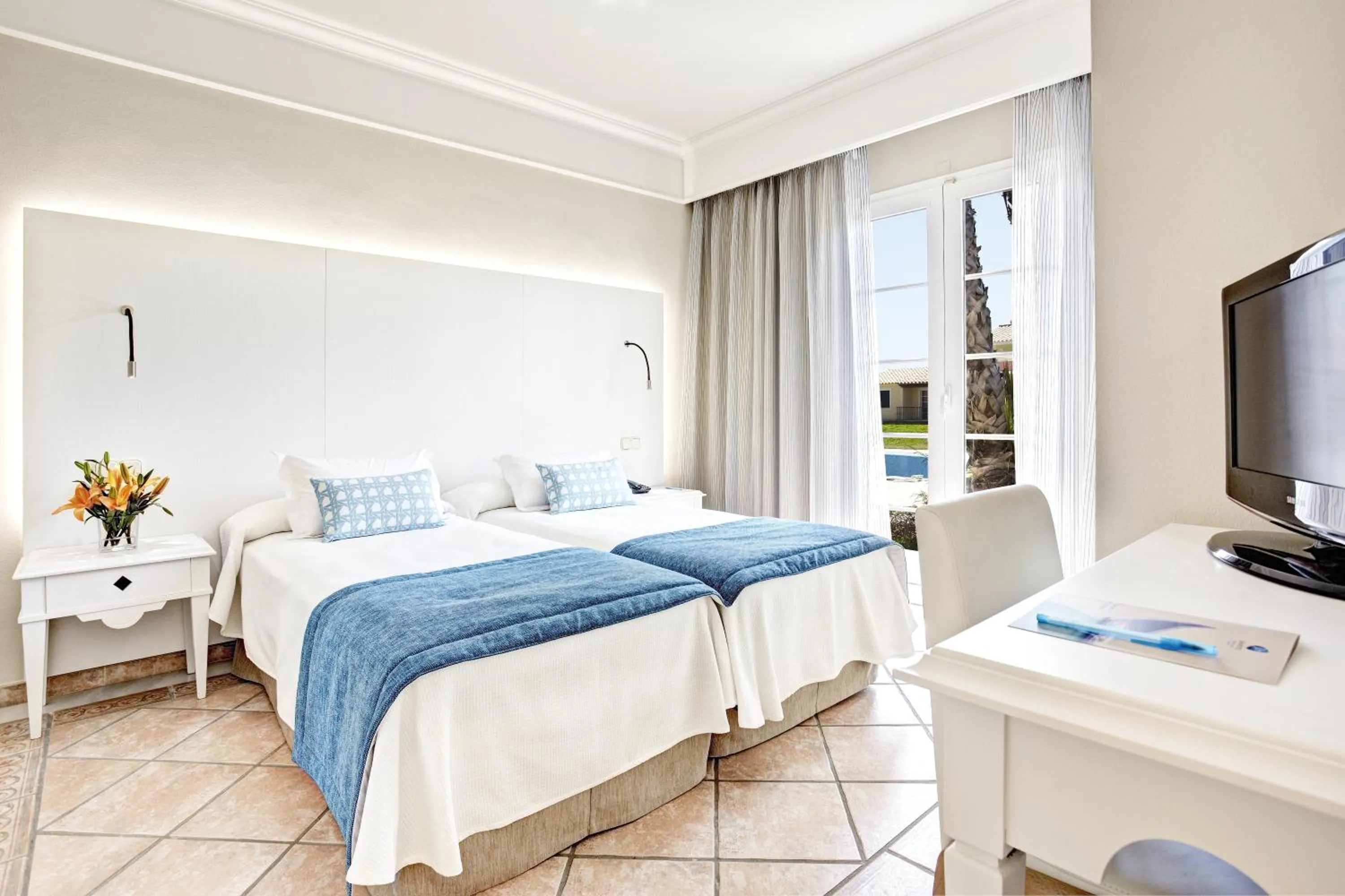 Bedroom, Bed in Grupotel Playa Club