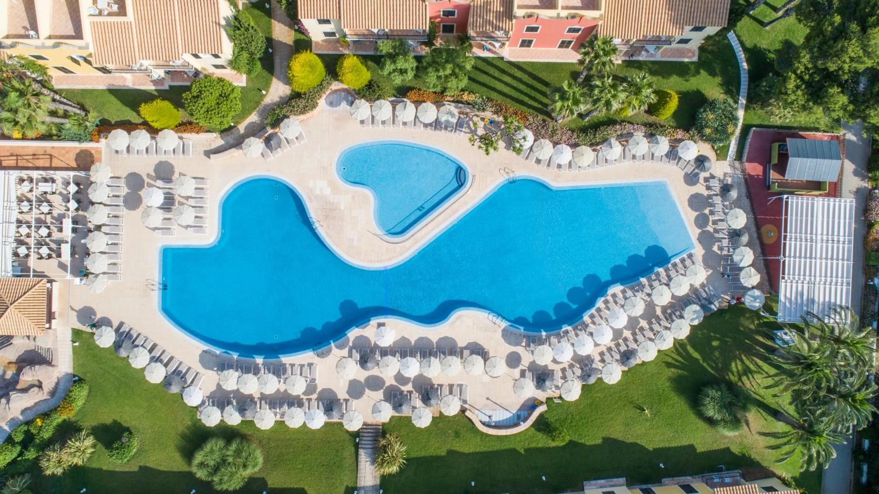 Swimming pool in Grupotel Playa Club