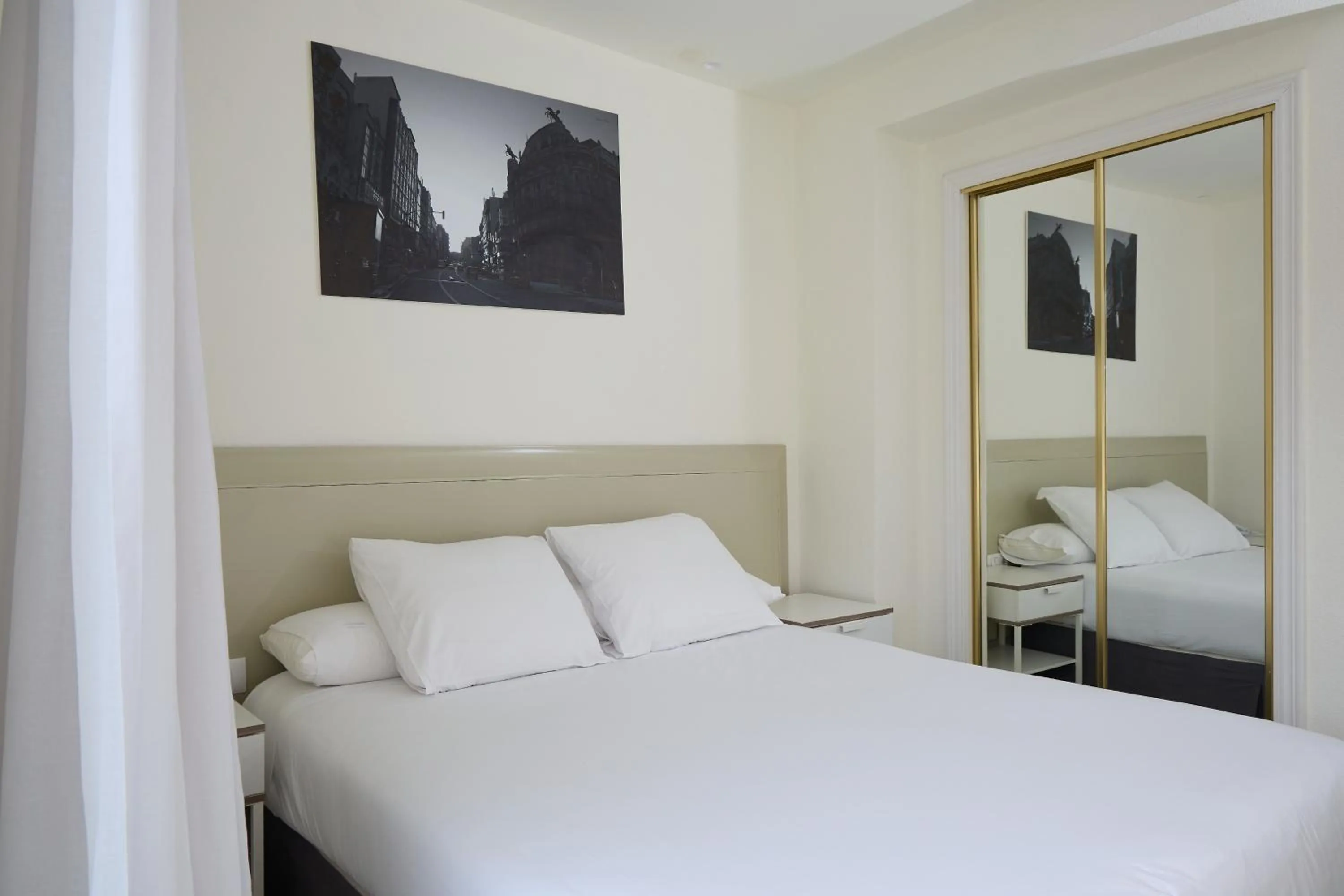 Bed in Hotel Vigo Plaza