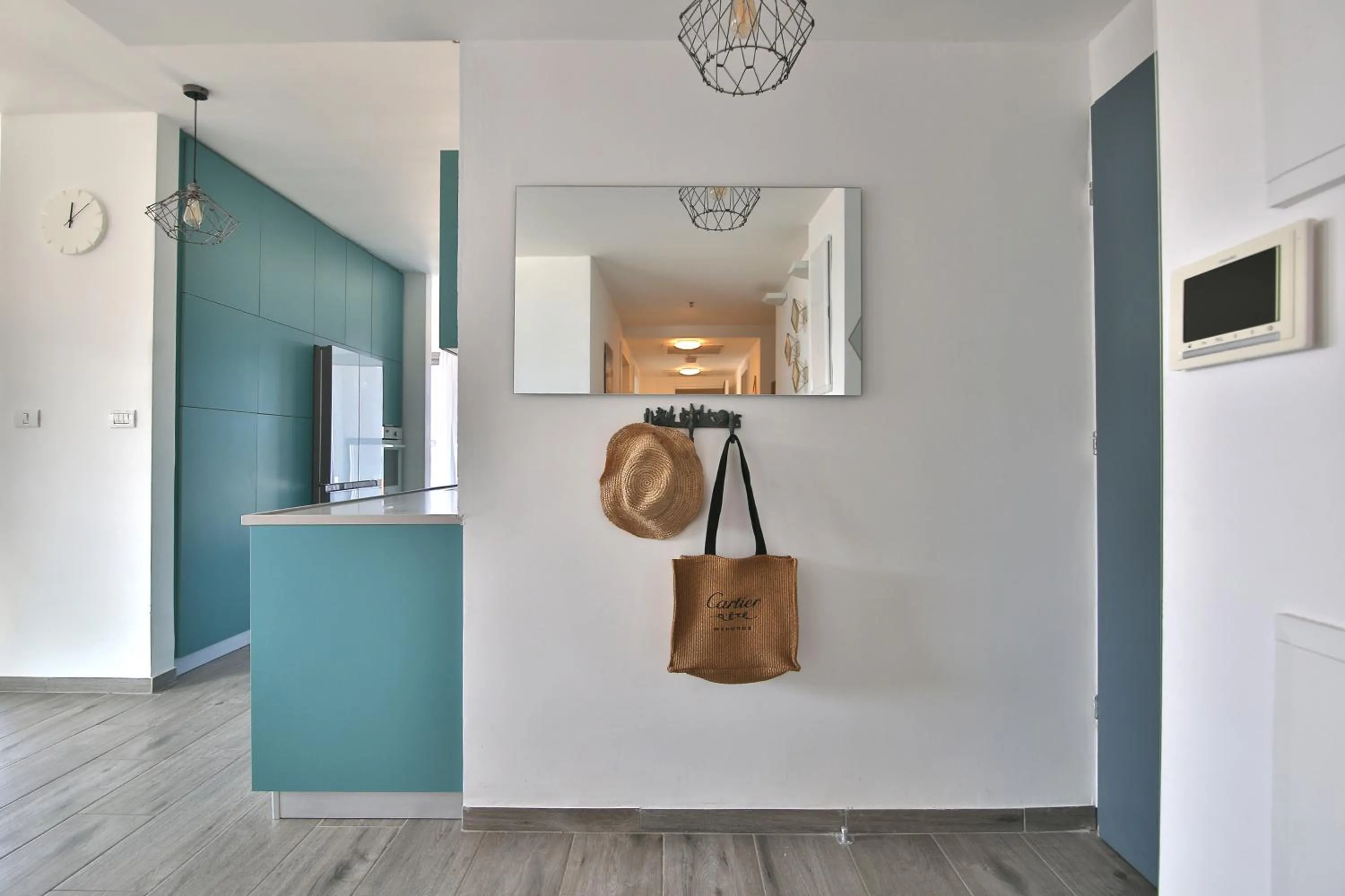 Kitchen or kitchenette in Bat-Galim Beach Apartment