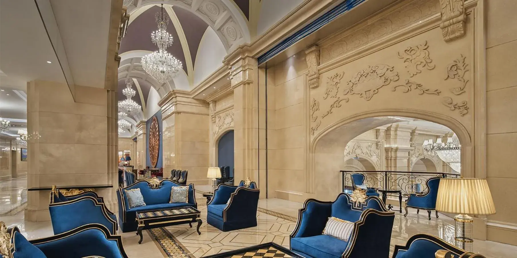 Lobby or reception in Crowne Plaza Dongying by IHG Lobby or reception in Crowne Plaza Dongying by IHG