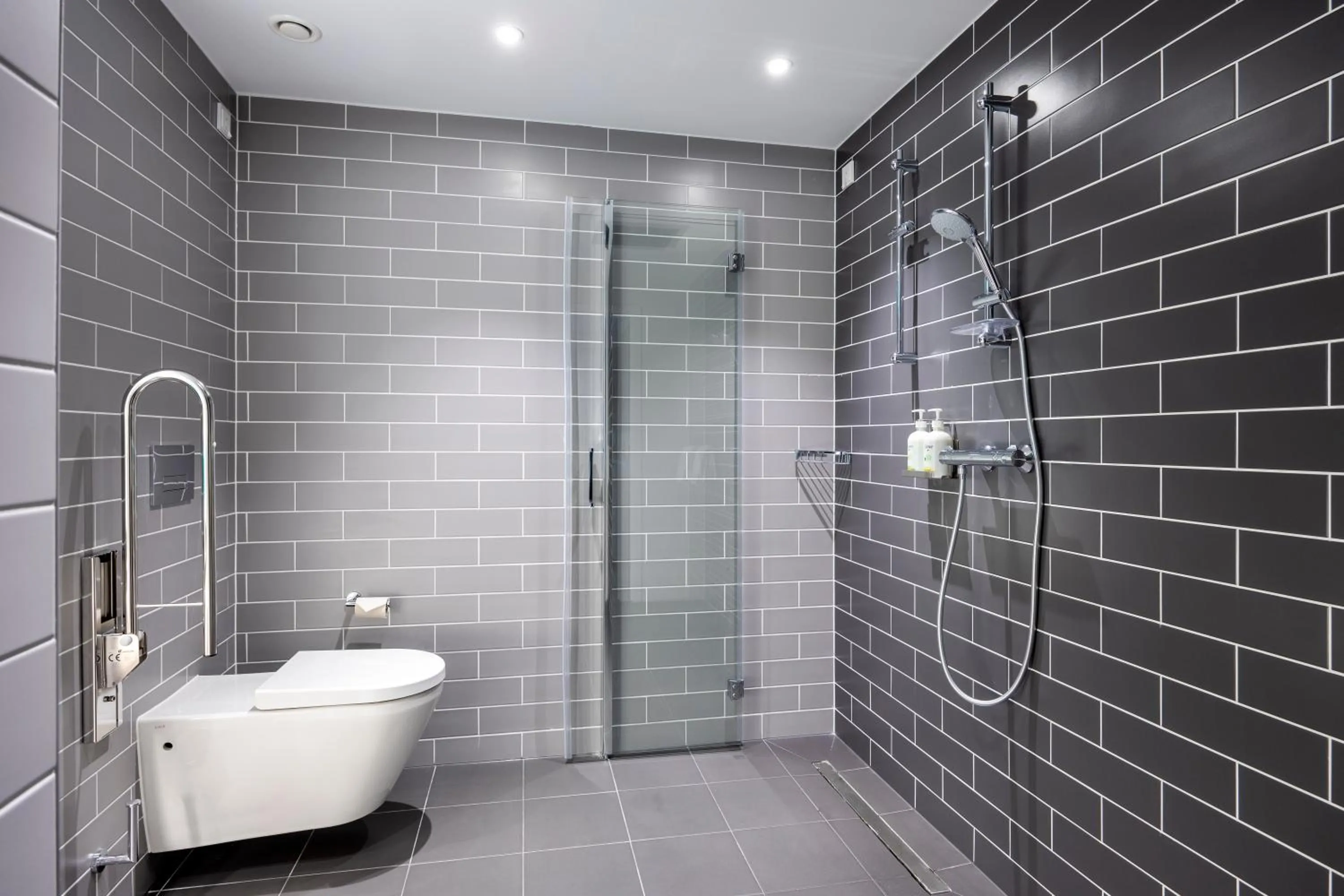 Bathroom in Holiday Inn Express Antwerp - City Centre by IHG