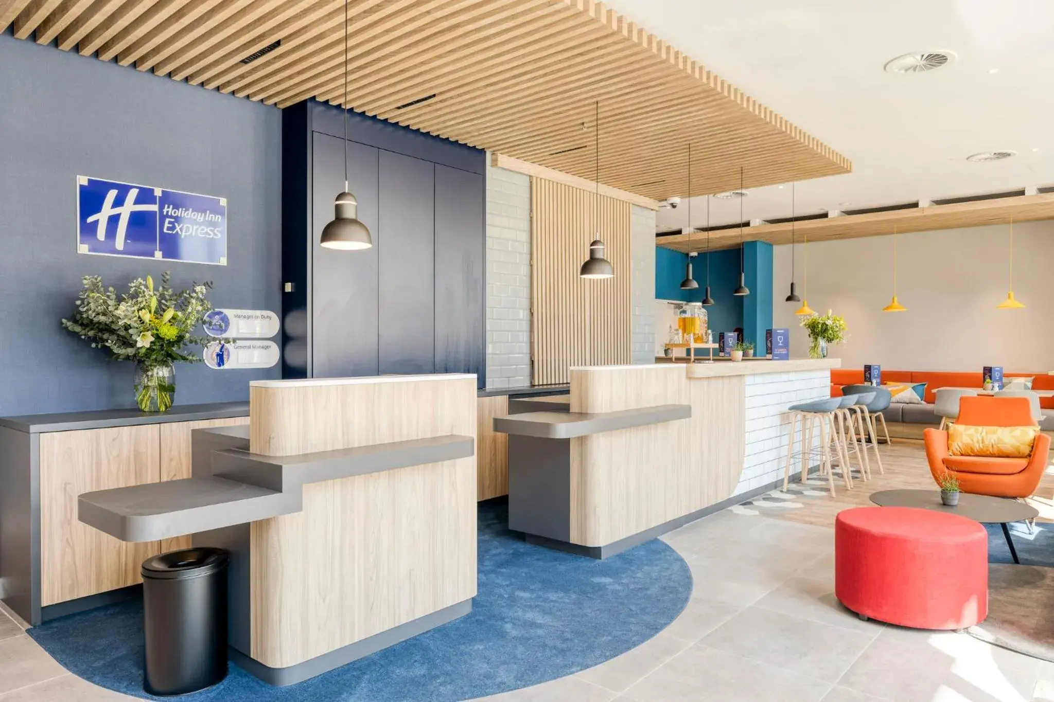 Property building in Holiday Inn Express Antwerp - City Centre by IHG Property building in Holiday Inn Express Antwerp - City Centre by IHG