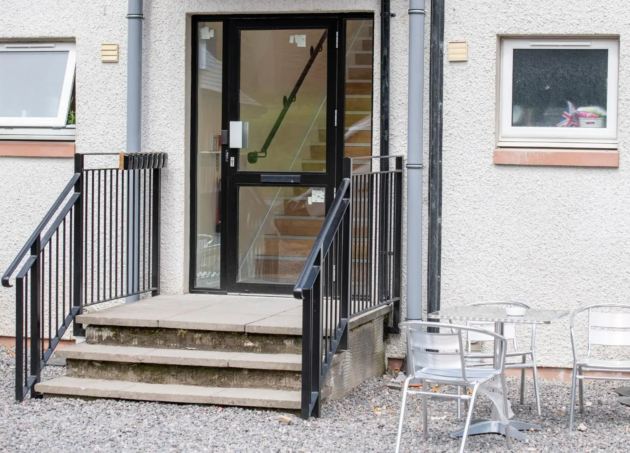 Facade/entrance in Loch Ness Gate House Facade/entrance in Loch Ness Gate House