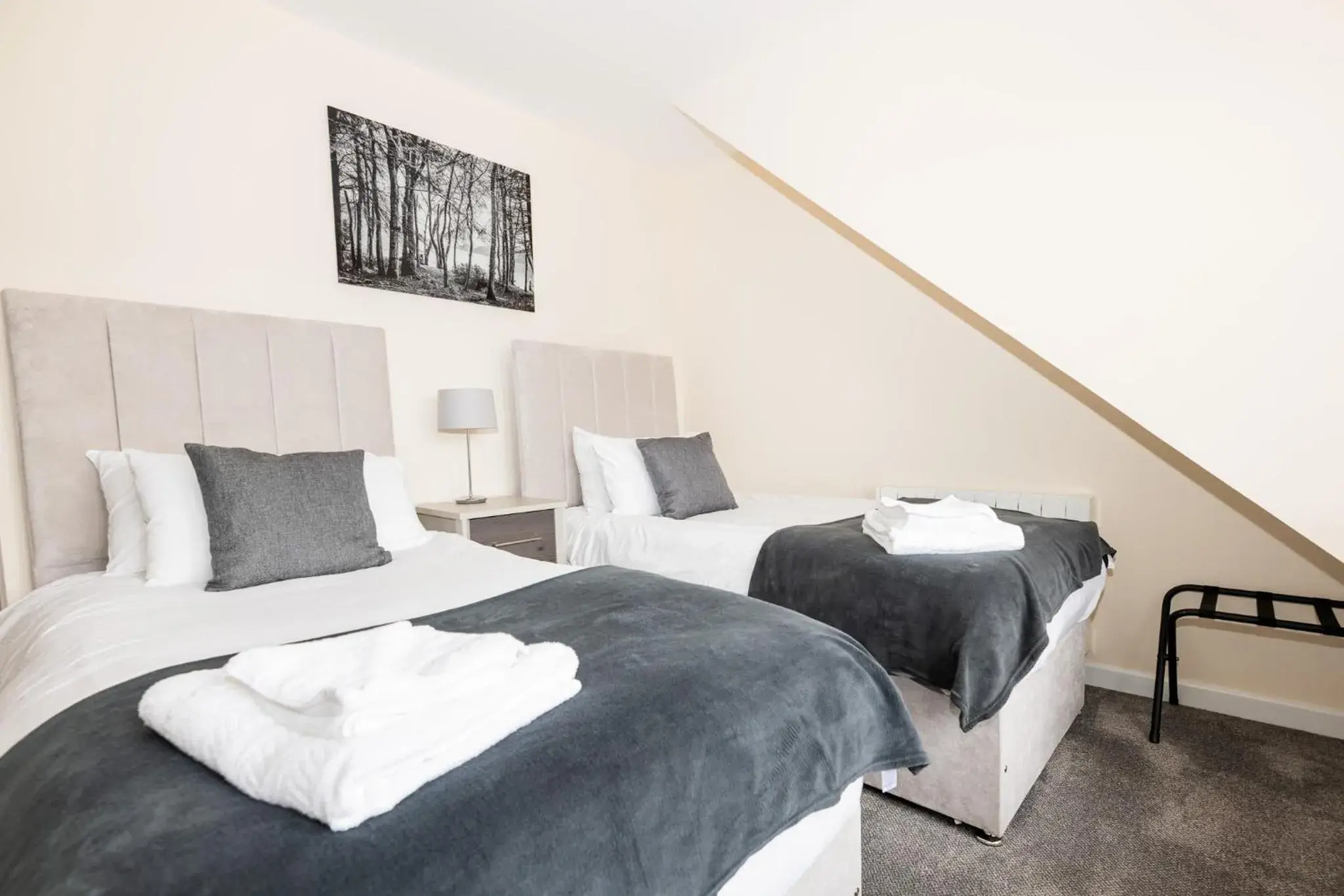 Bed in Loch Ness Gate House Bed in Loch Ness Gate House