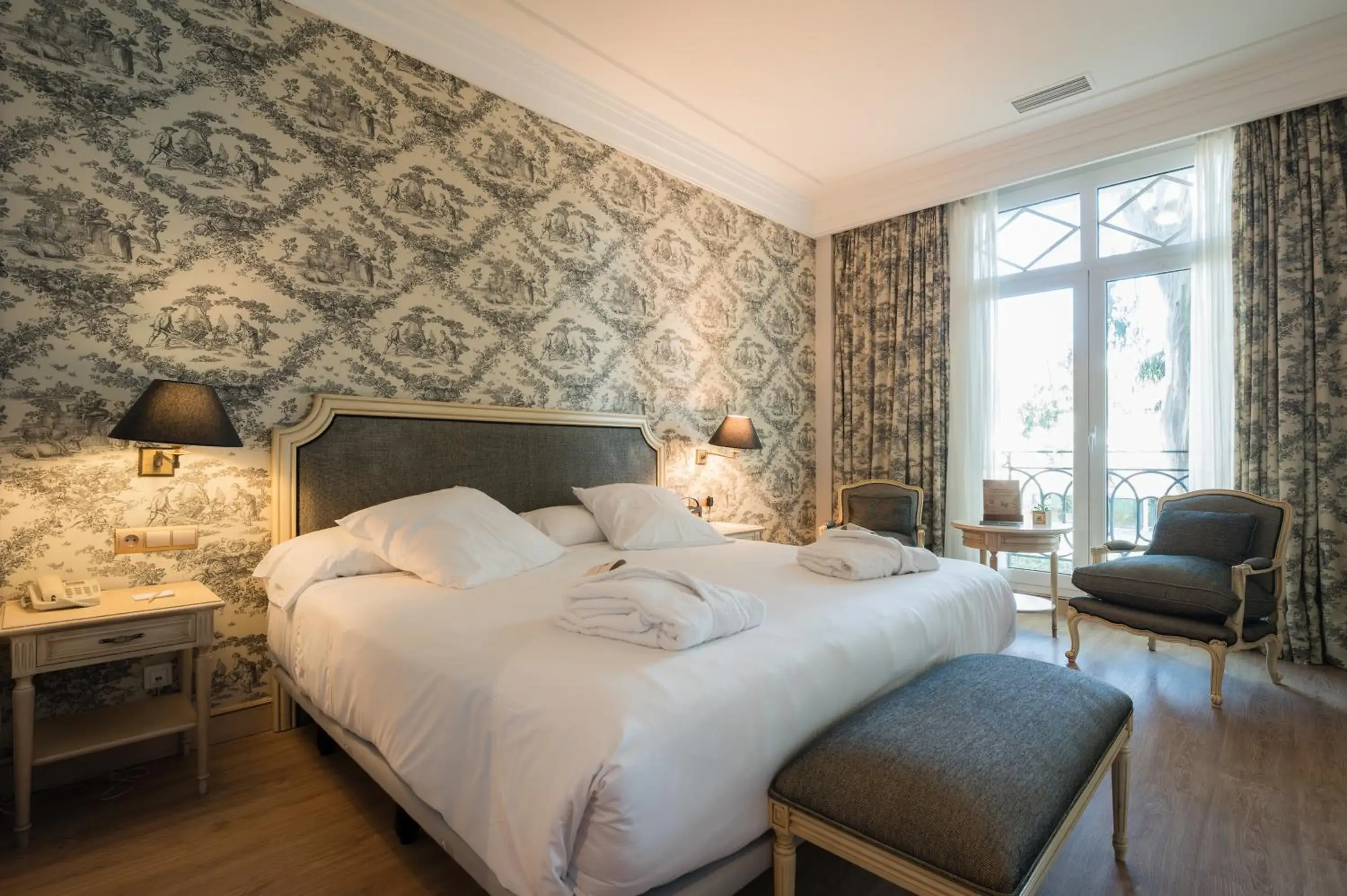 Junior Suite - single occupancy in Castilla Termal Solares Junior Suite - single occupancy in Castilla Termal Solares