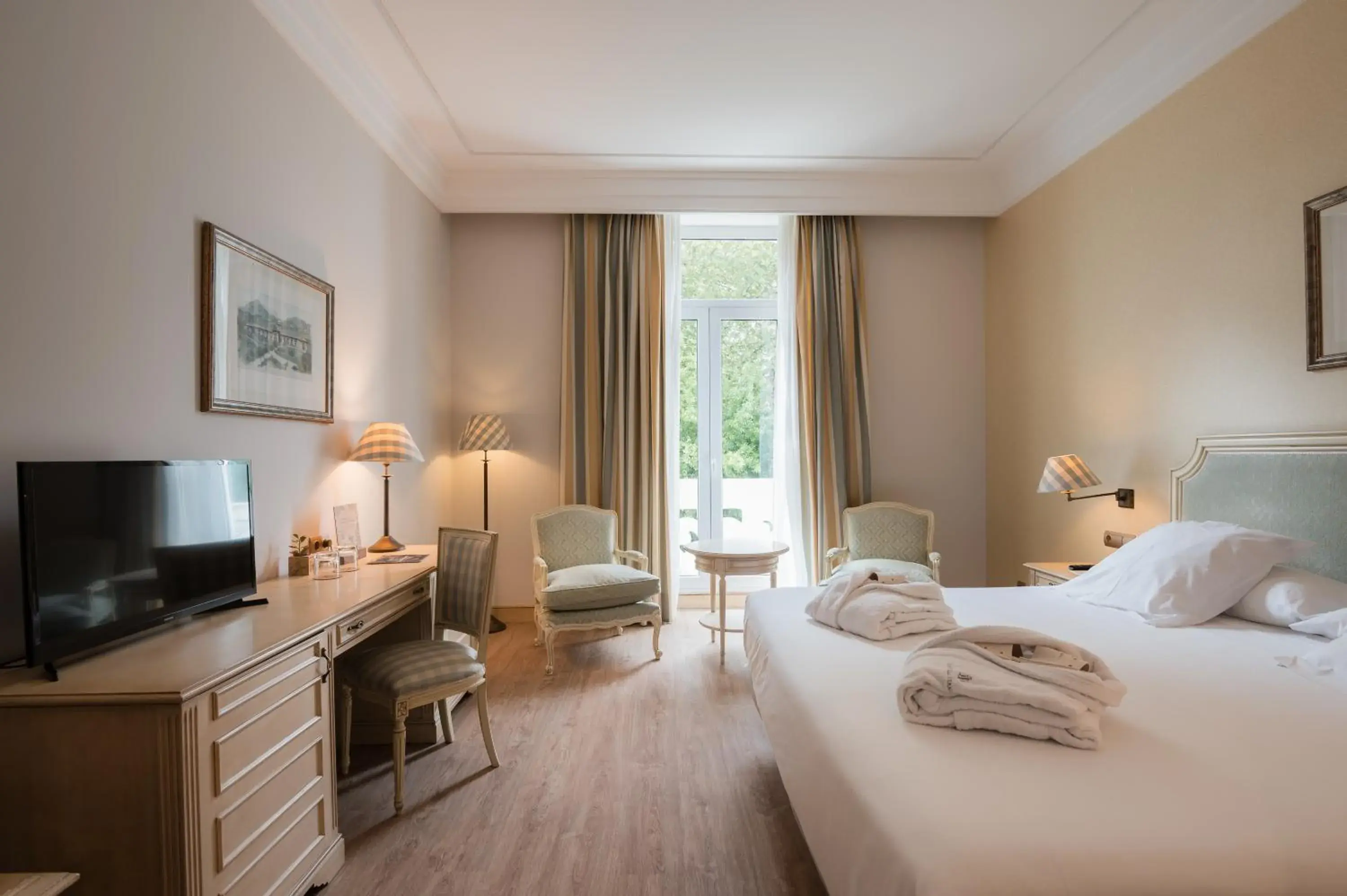 Photo of the whole room, Bed in Castilla Termal Solares Photo of the whole room, Bed in Castilla Termal Solares