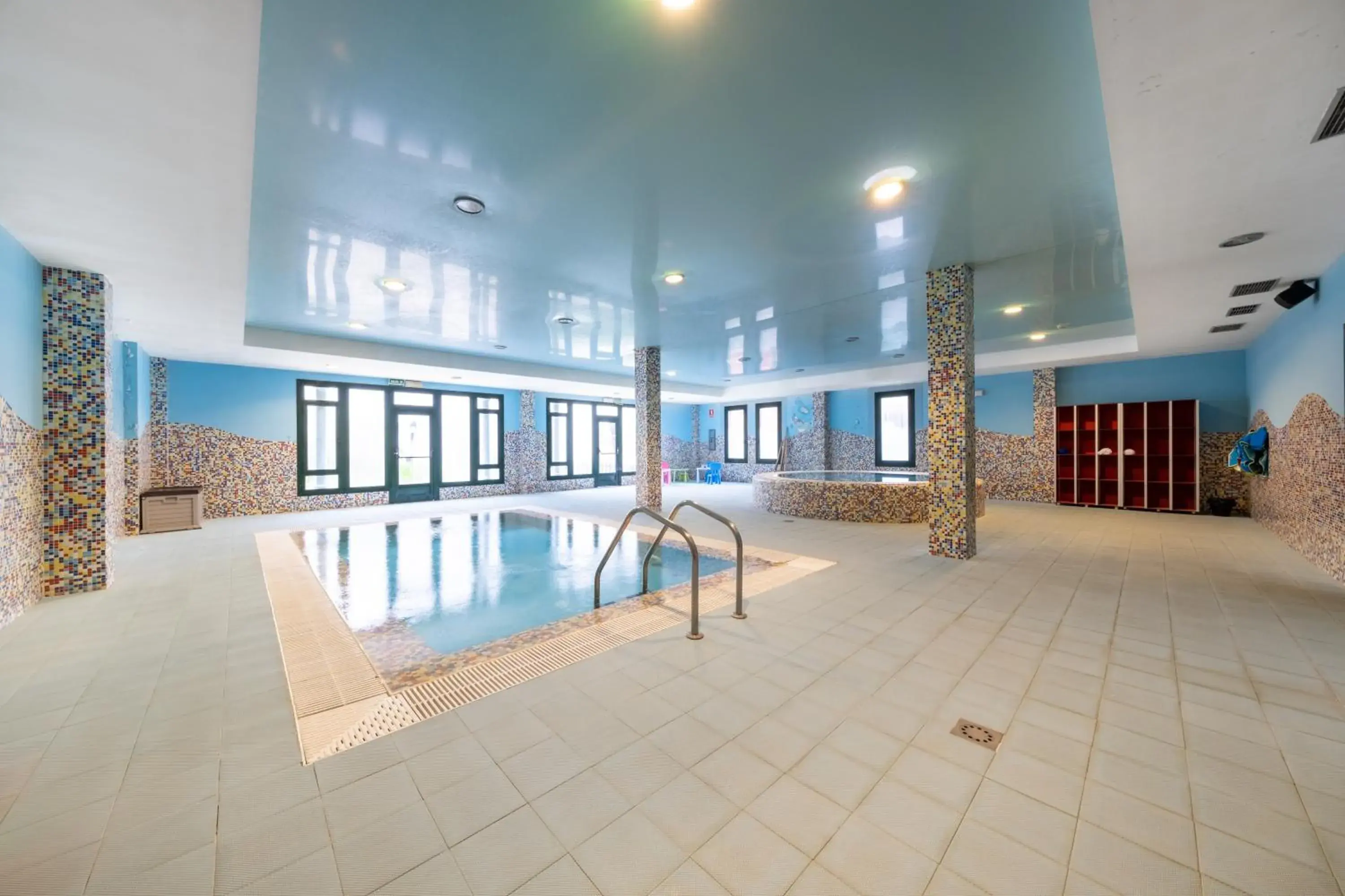 Spa and wellness centre/facilities in Castilla Termal Solares Spa and wellness centre/facilities in Castilla Termal Solares