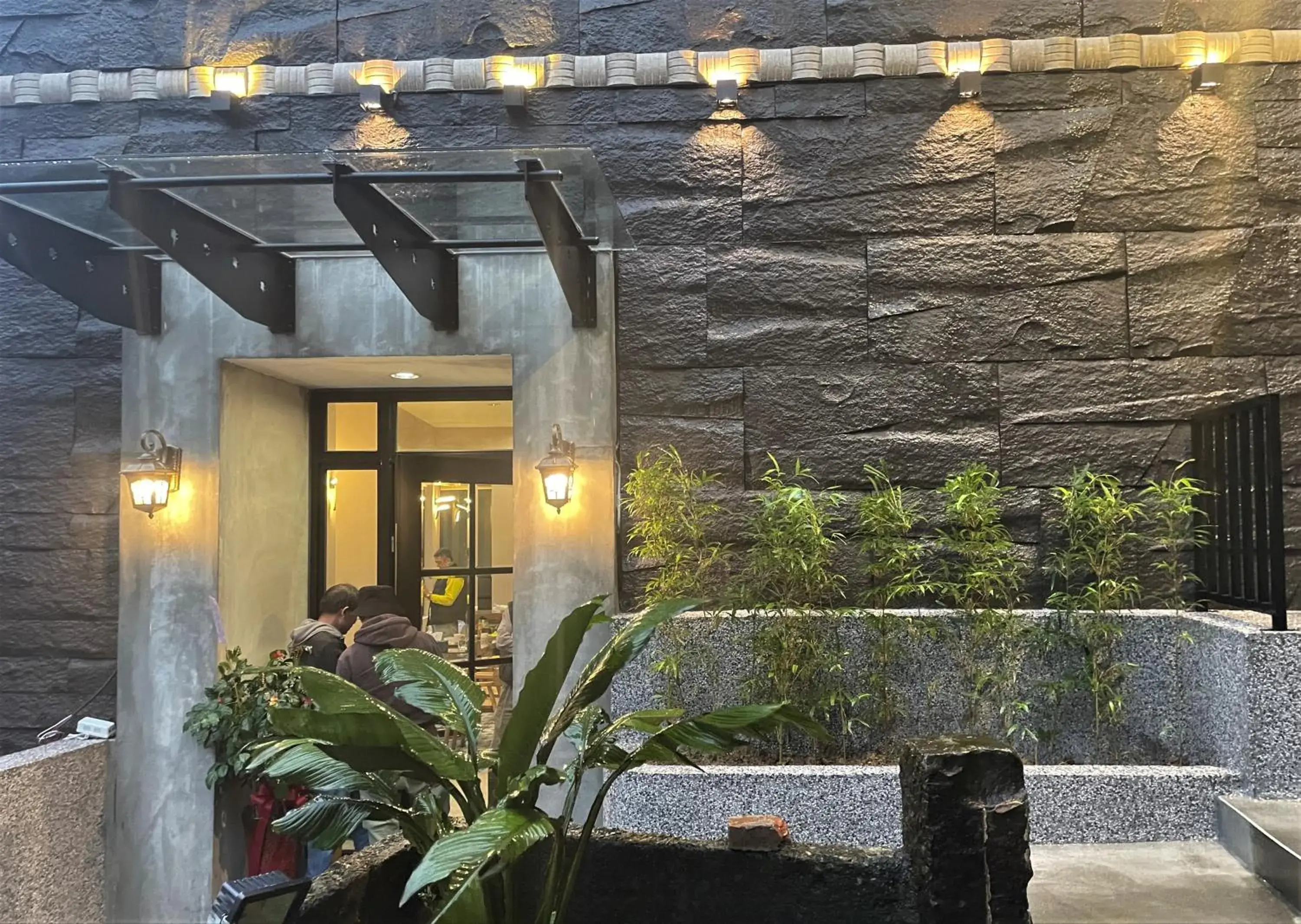 Property building in 95 Pavilion Property building in 95 Pavilion