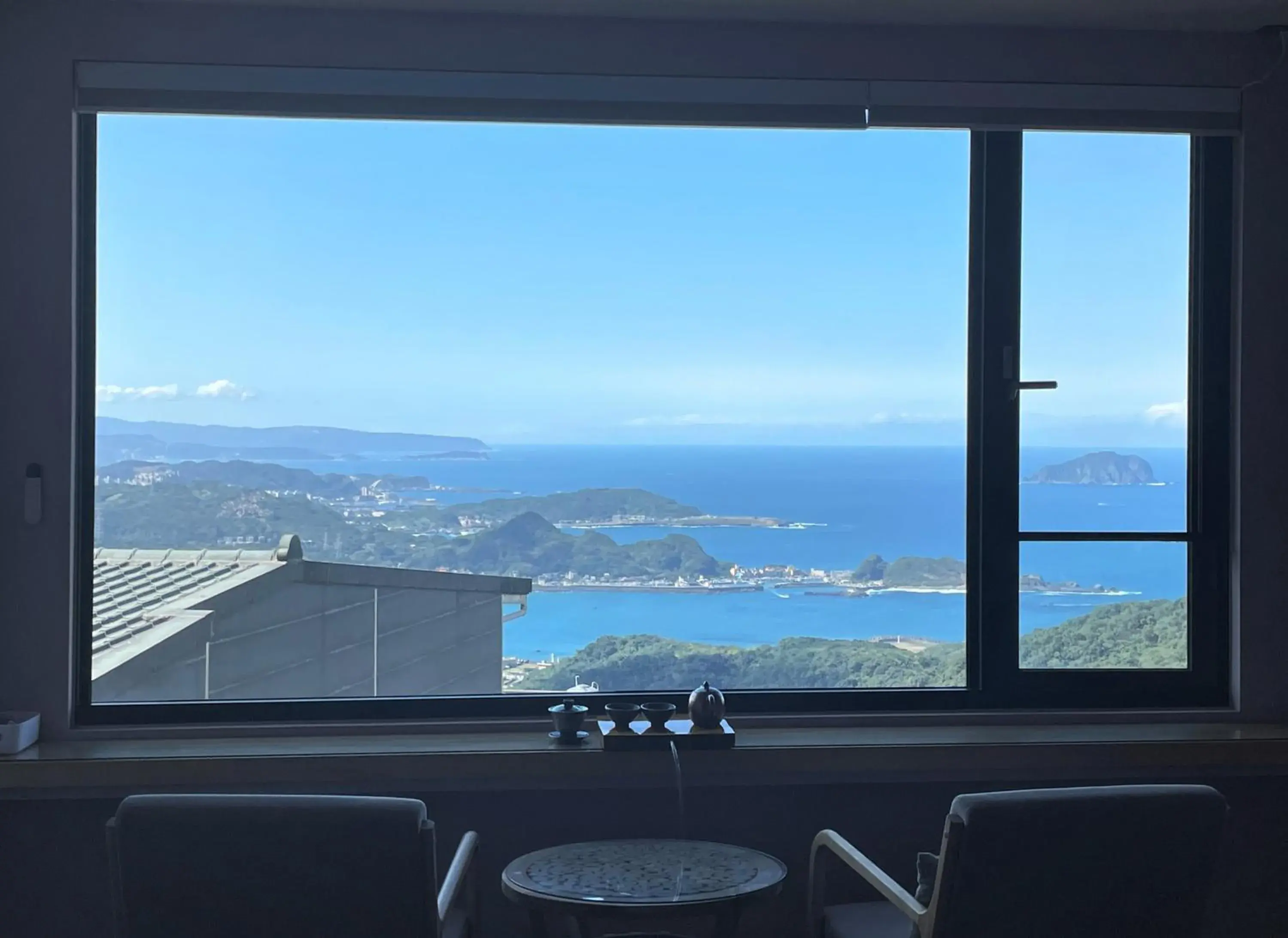 Deluxe Double Room with Sea View in 95 Pavilion Deluxe Double Room with Sea View in 95 Pavilion