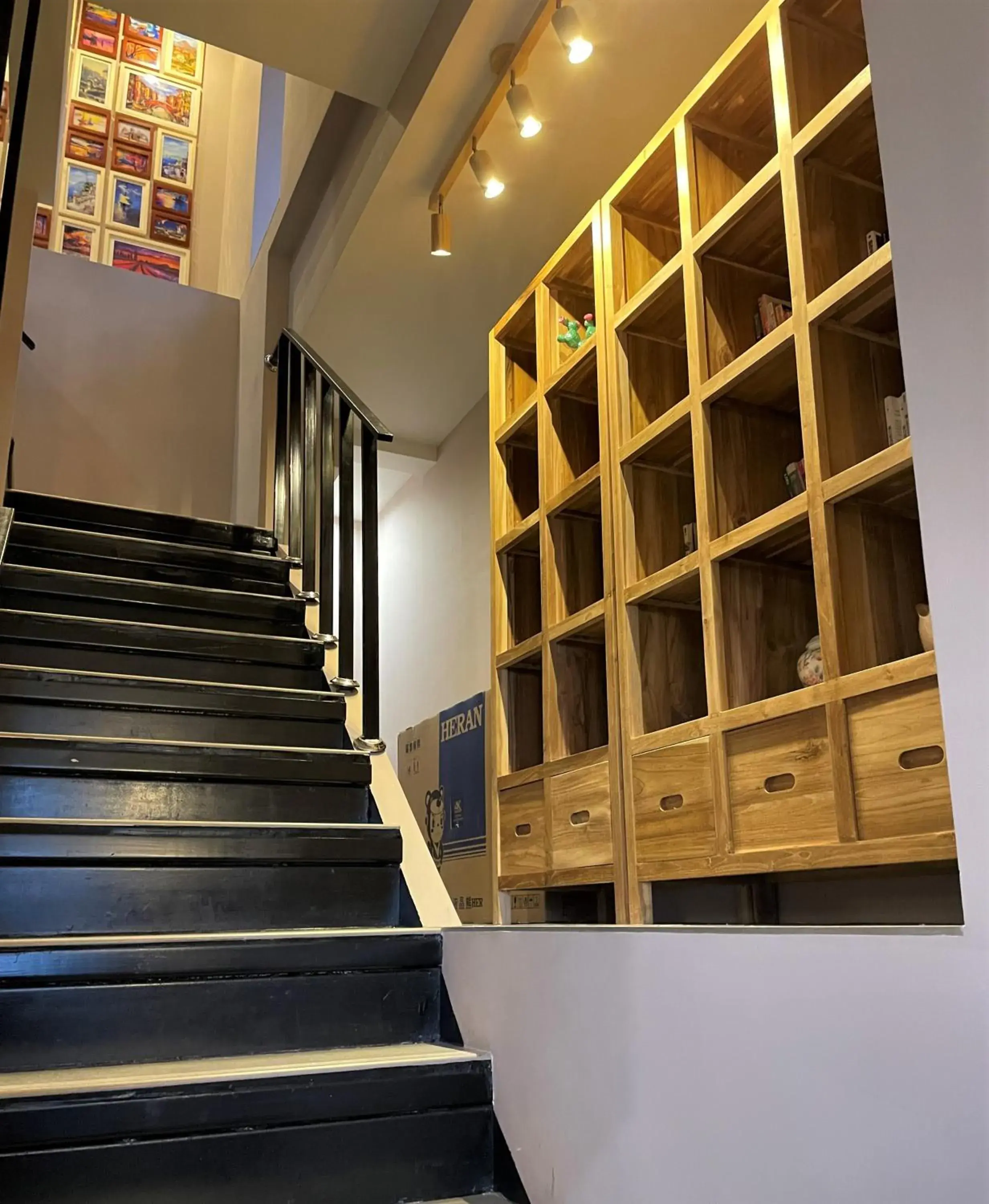 Living room in 95 Pavilion Living room in 95 Pavilion