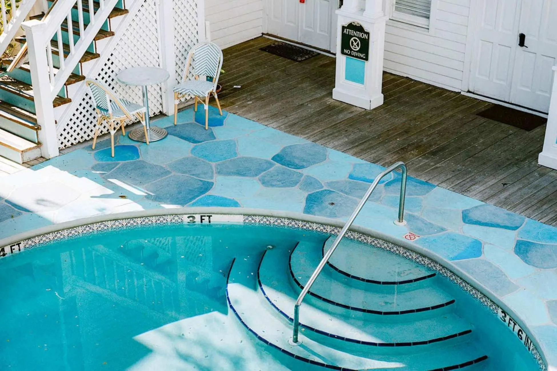 Classic King- Curry Mansion with Heated Pool!
