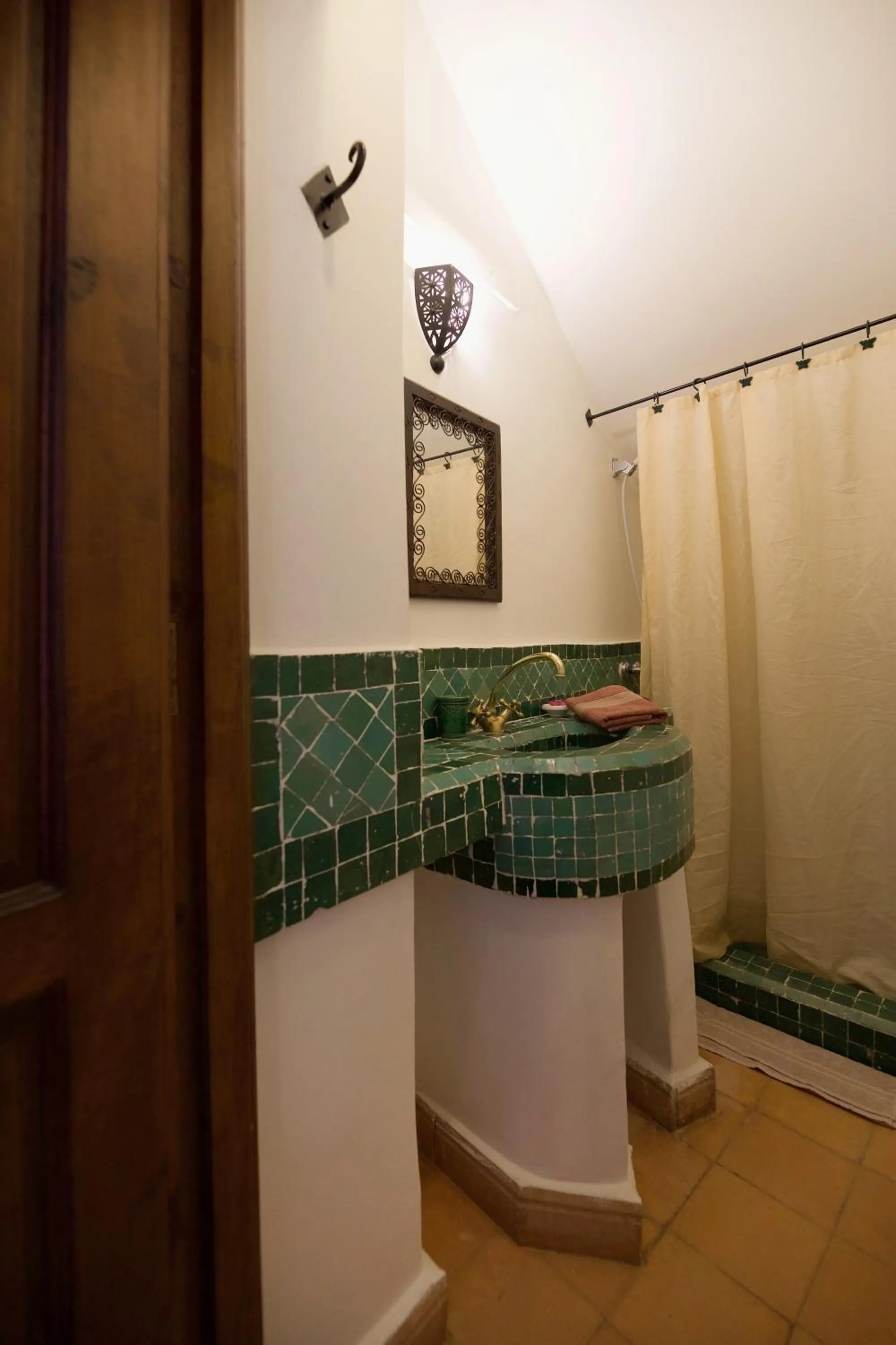 Bathroom in Riad Noor Charana
