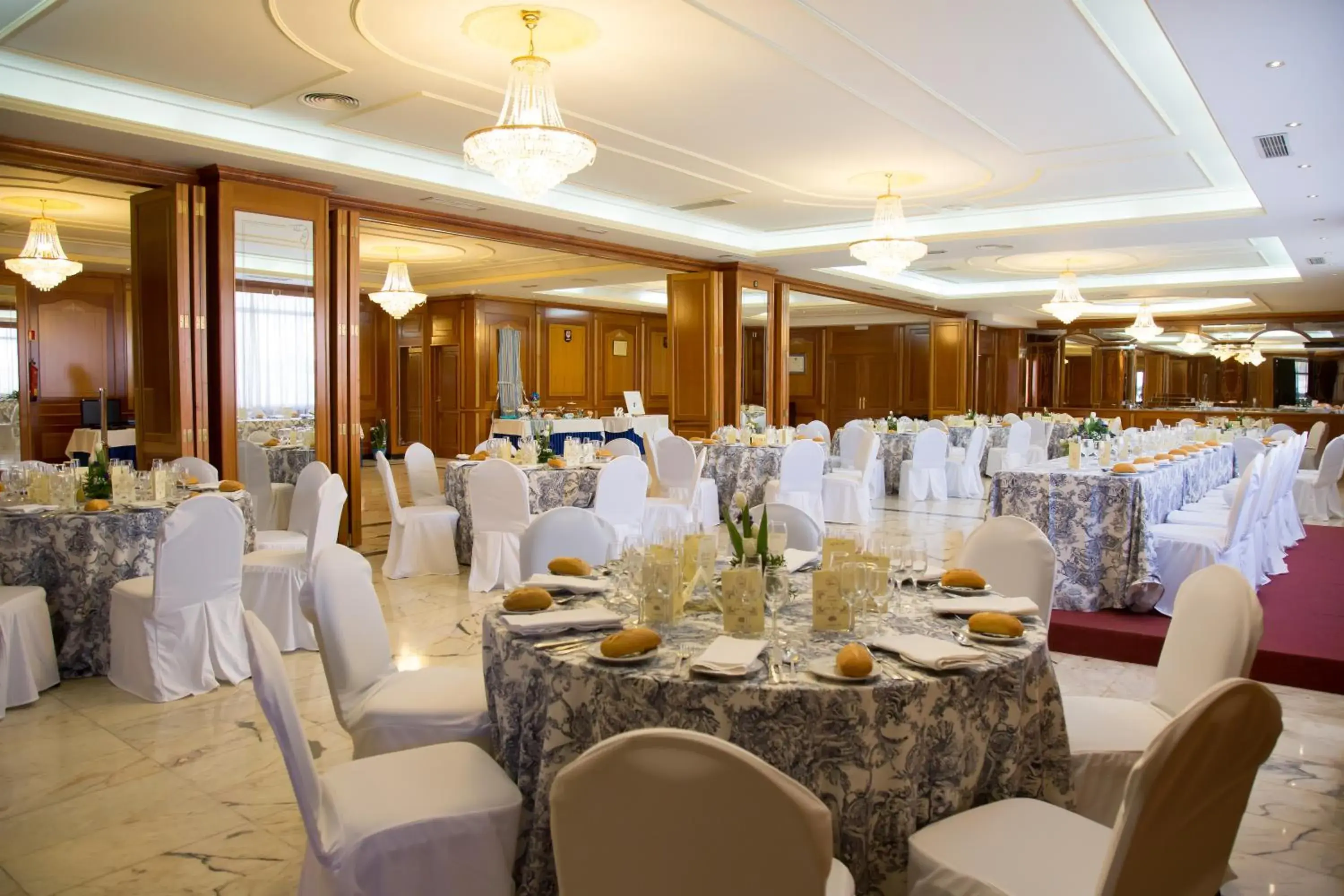 Banquet/Function facilities in Hotel Aida