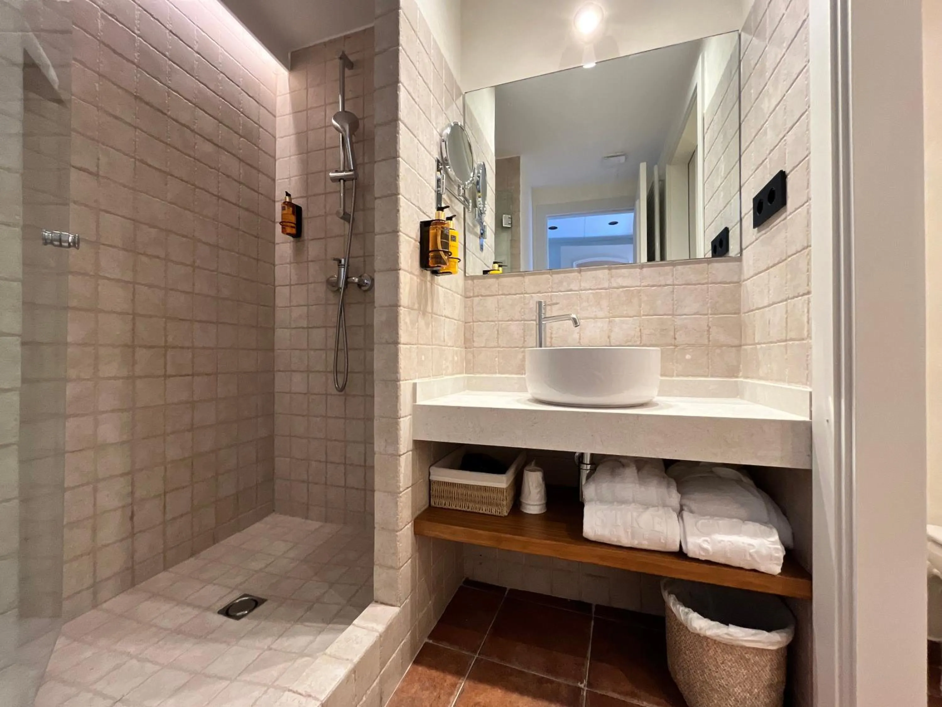 Bathroom in Gran Claustre Boutique Hotel