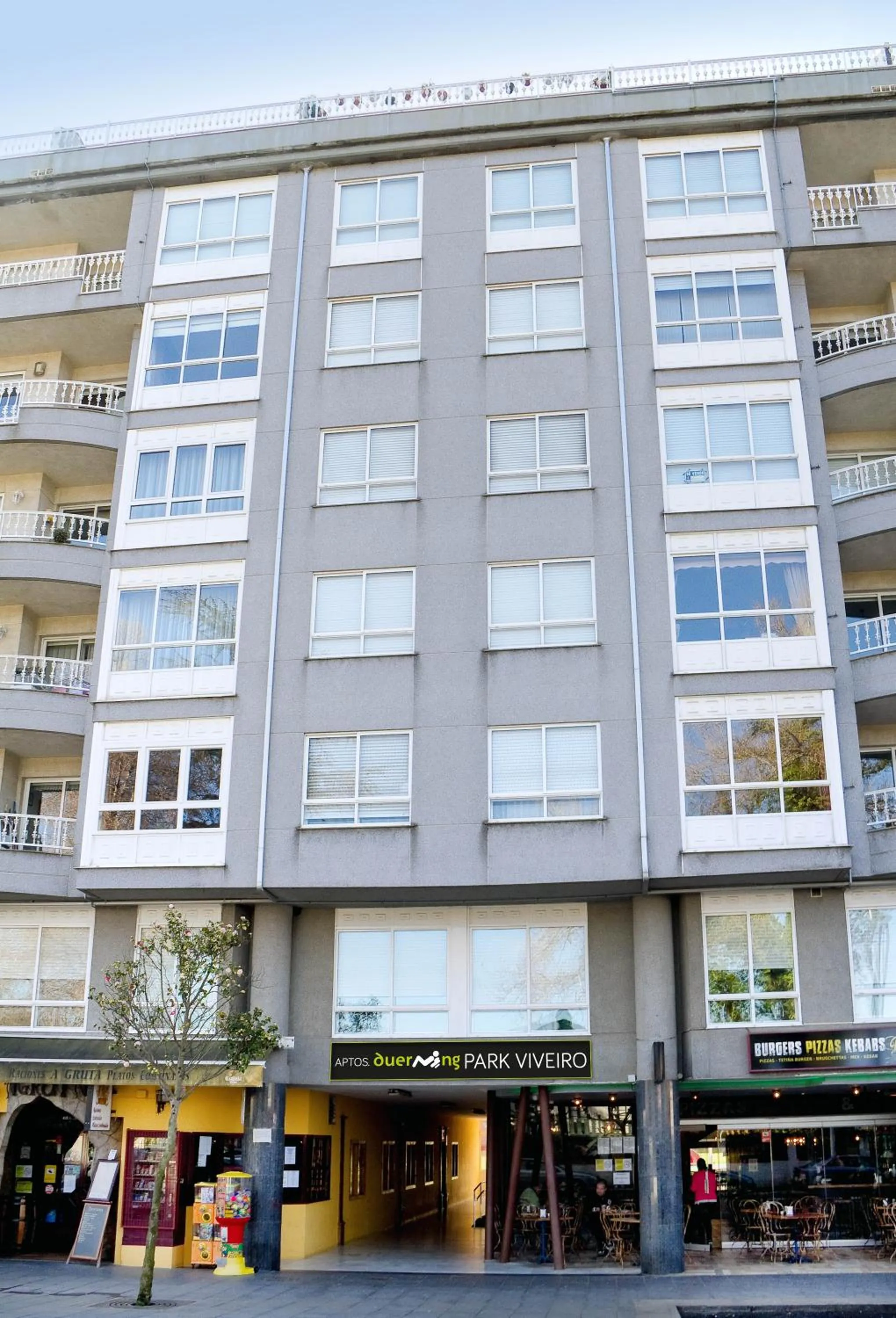 Facade/entrance in Duerming Park Viveiro