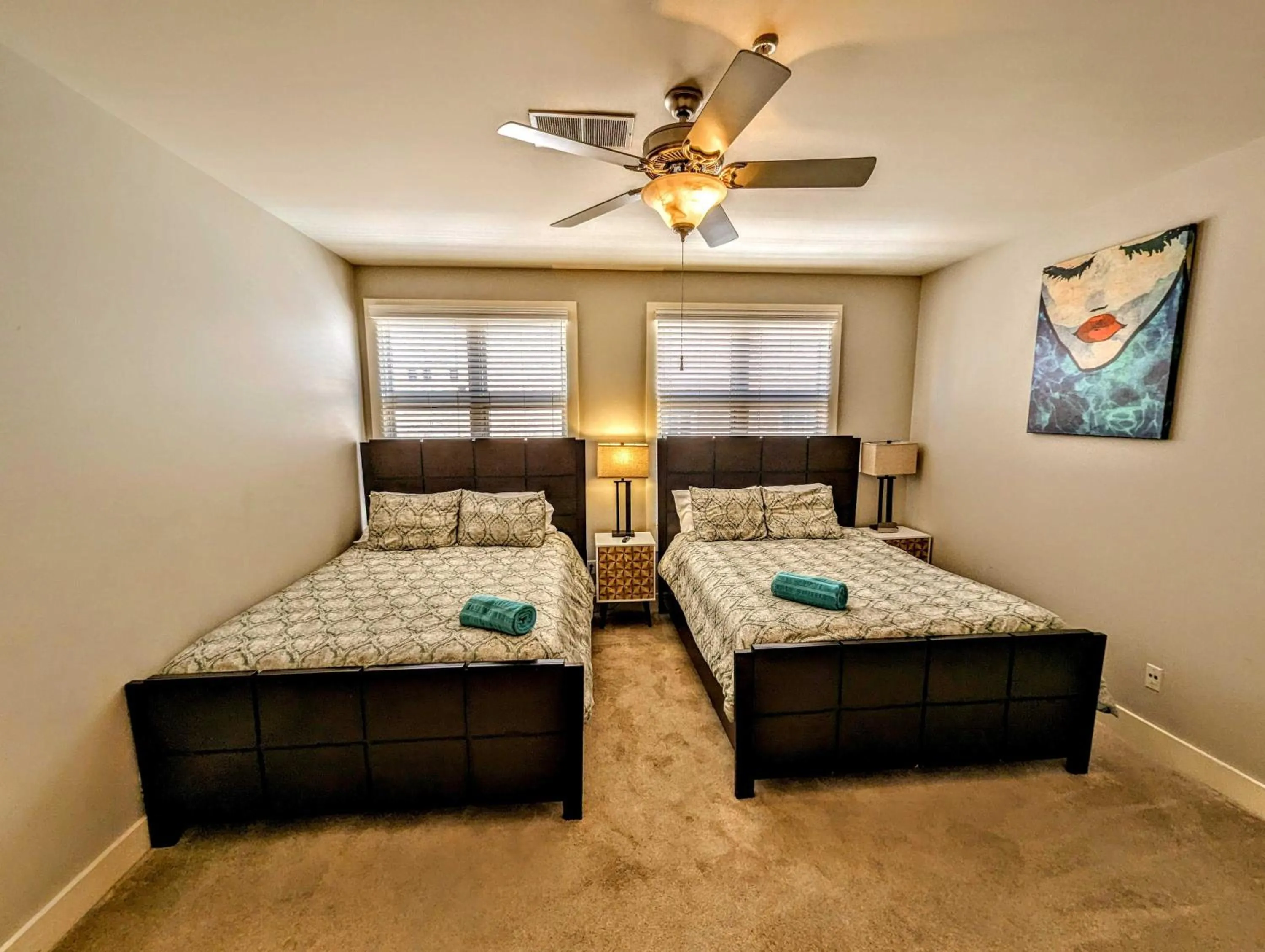 Bed in Stunning West end Condo - close to everything Nashville has to offer!