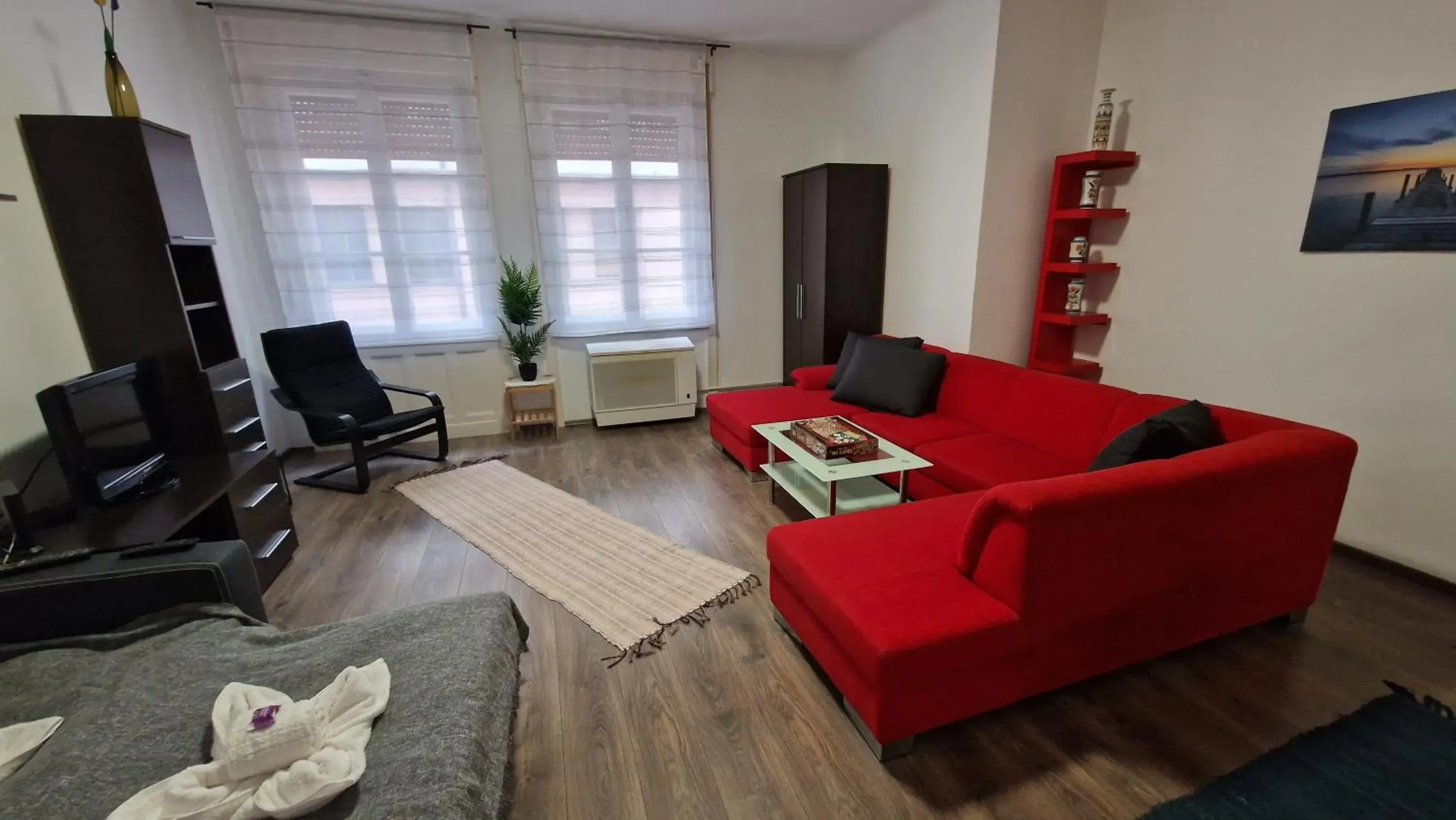Perfect located flat with gametable Perfect located flat with gametable