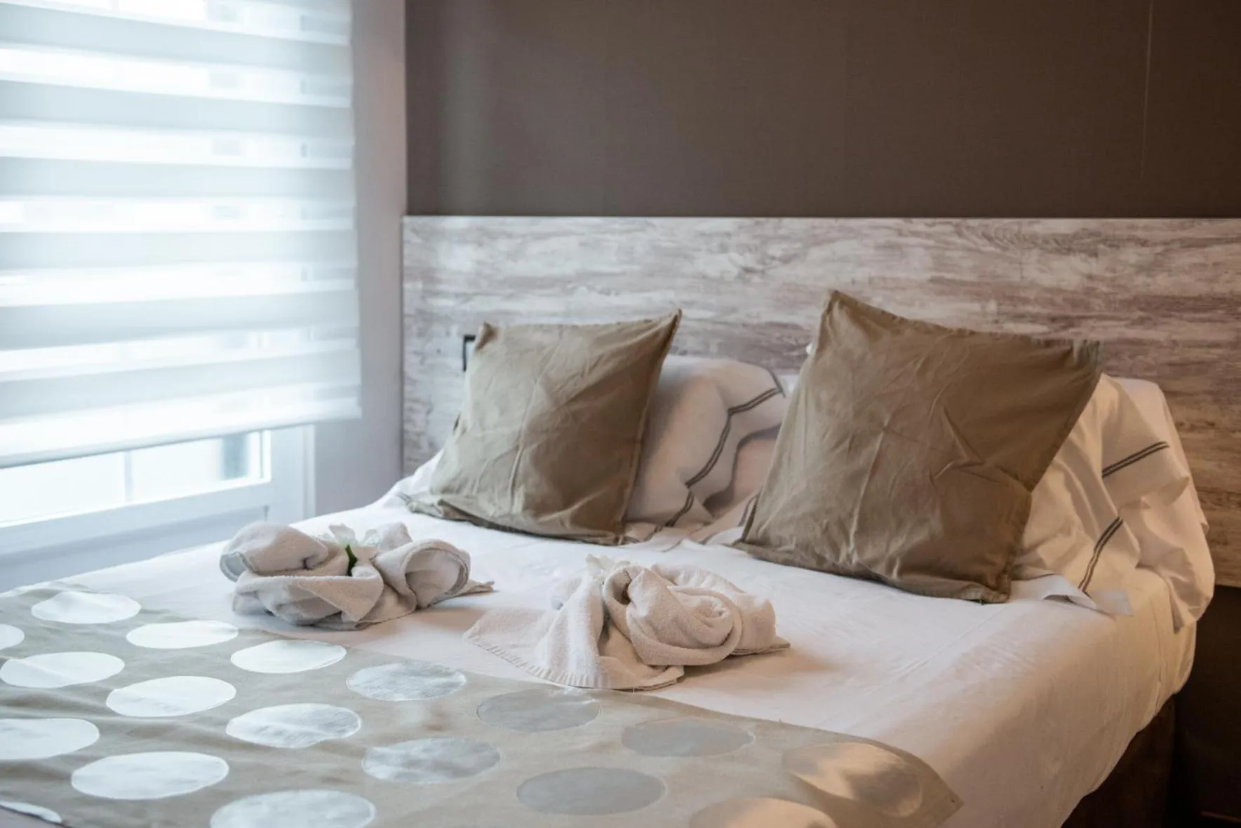 Balcony/Terrace, Bed in Hotel Ancora