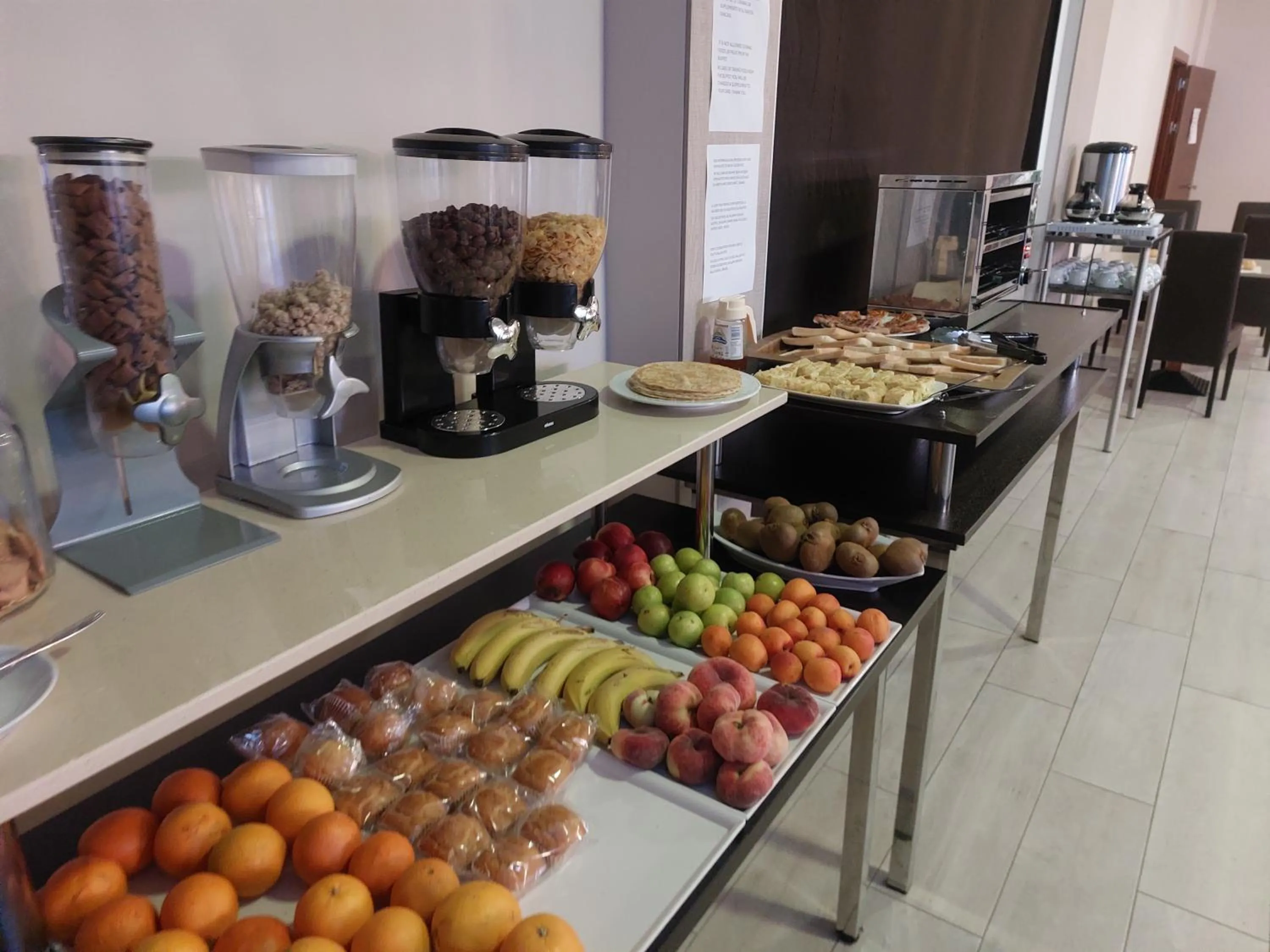 Food and drinks in Hotel Ancora