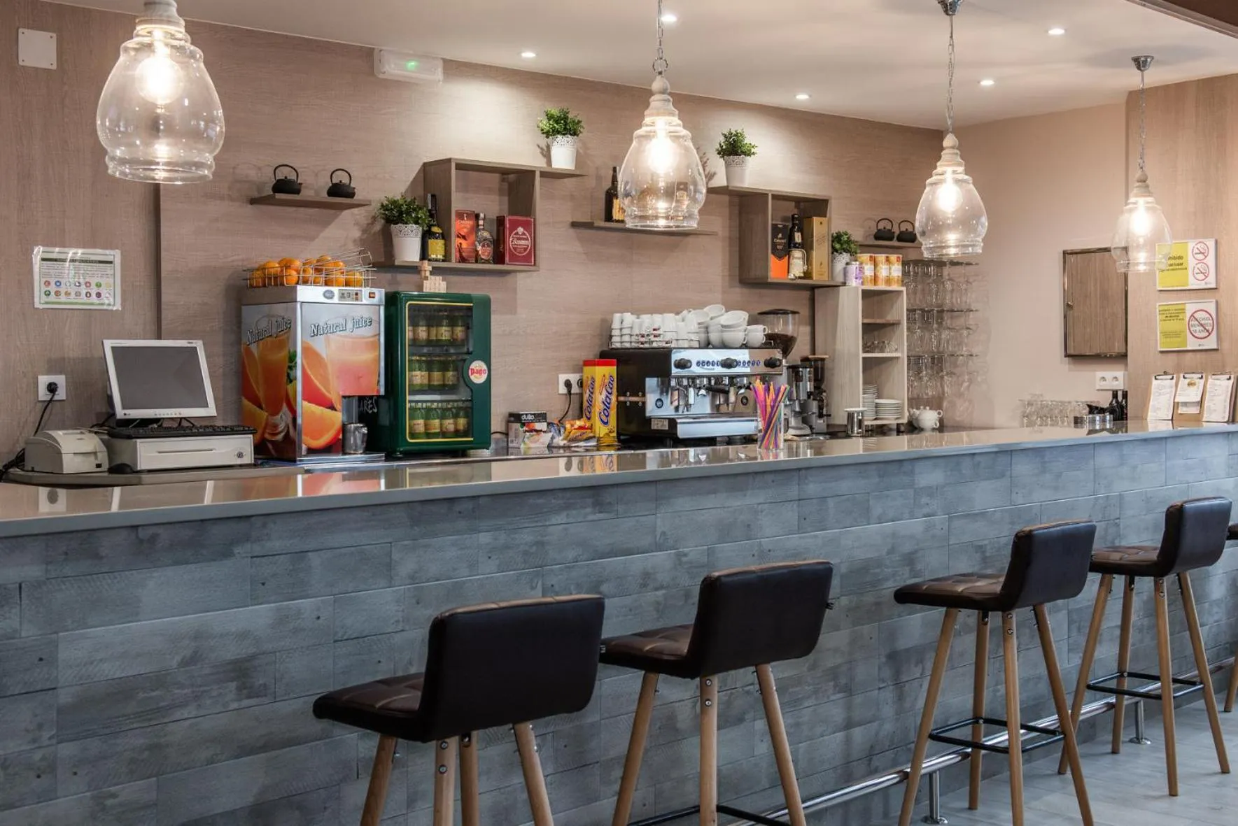 Lounge or bar in Hotel Ancora