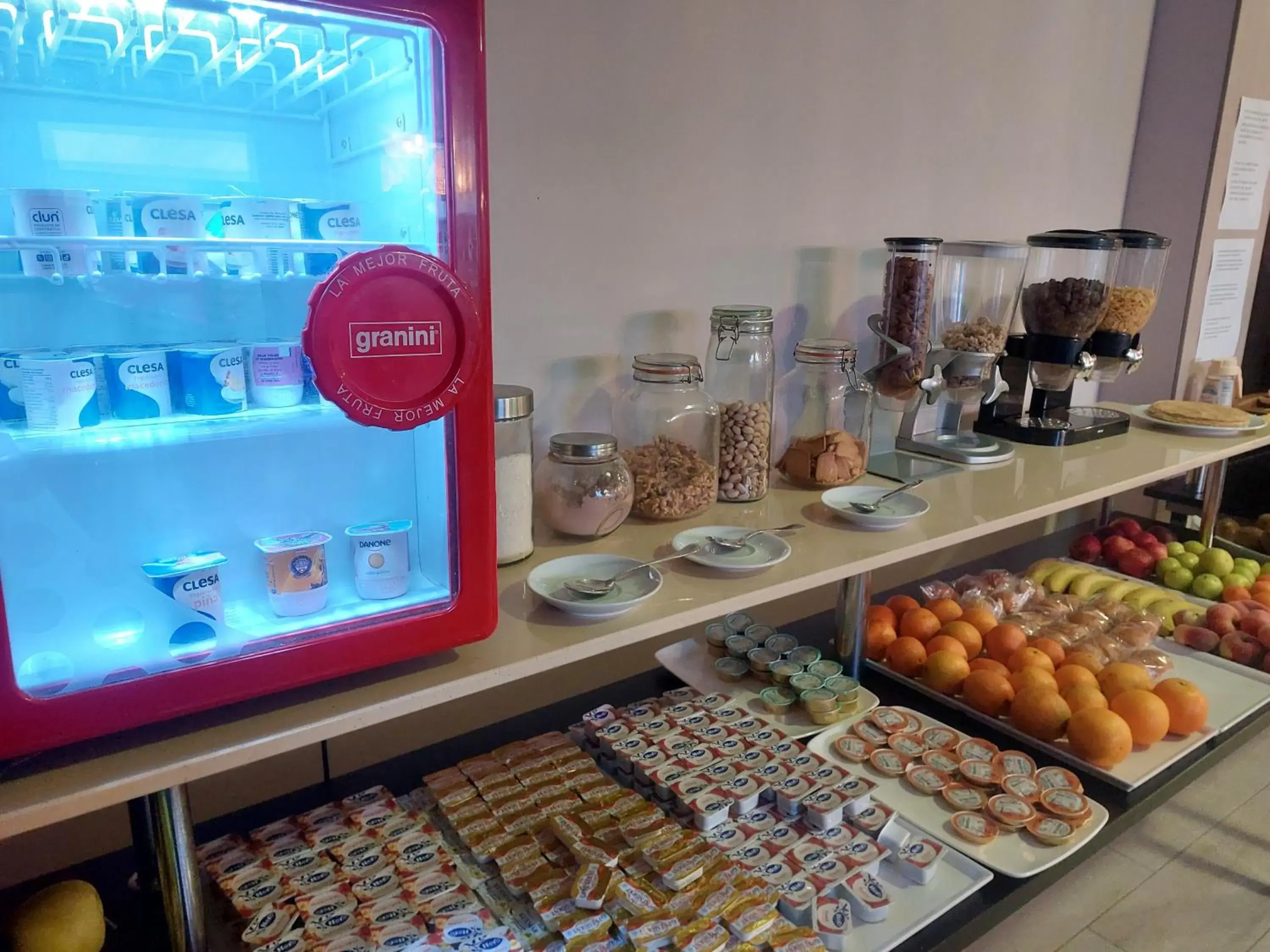 Buffet breakfast in Hotel Ancora Buffet breakfast in Hotel Ancora