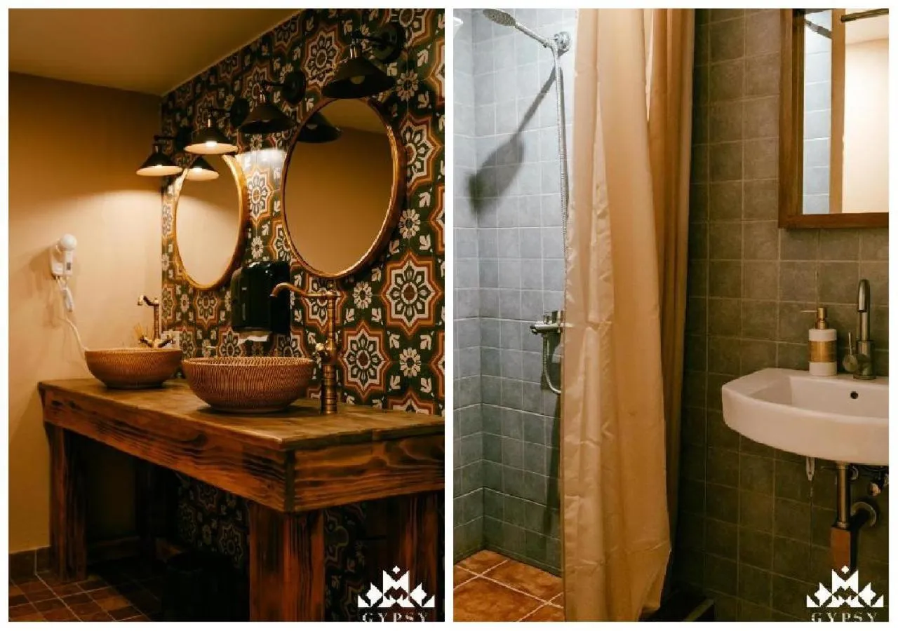 Gipsy Village Park Hotel