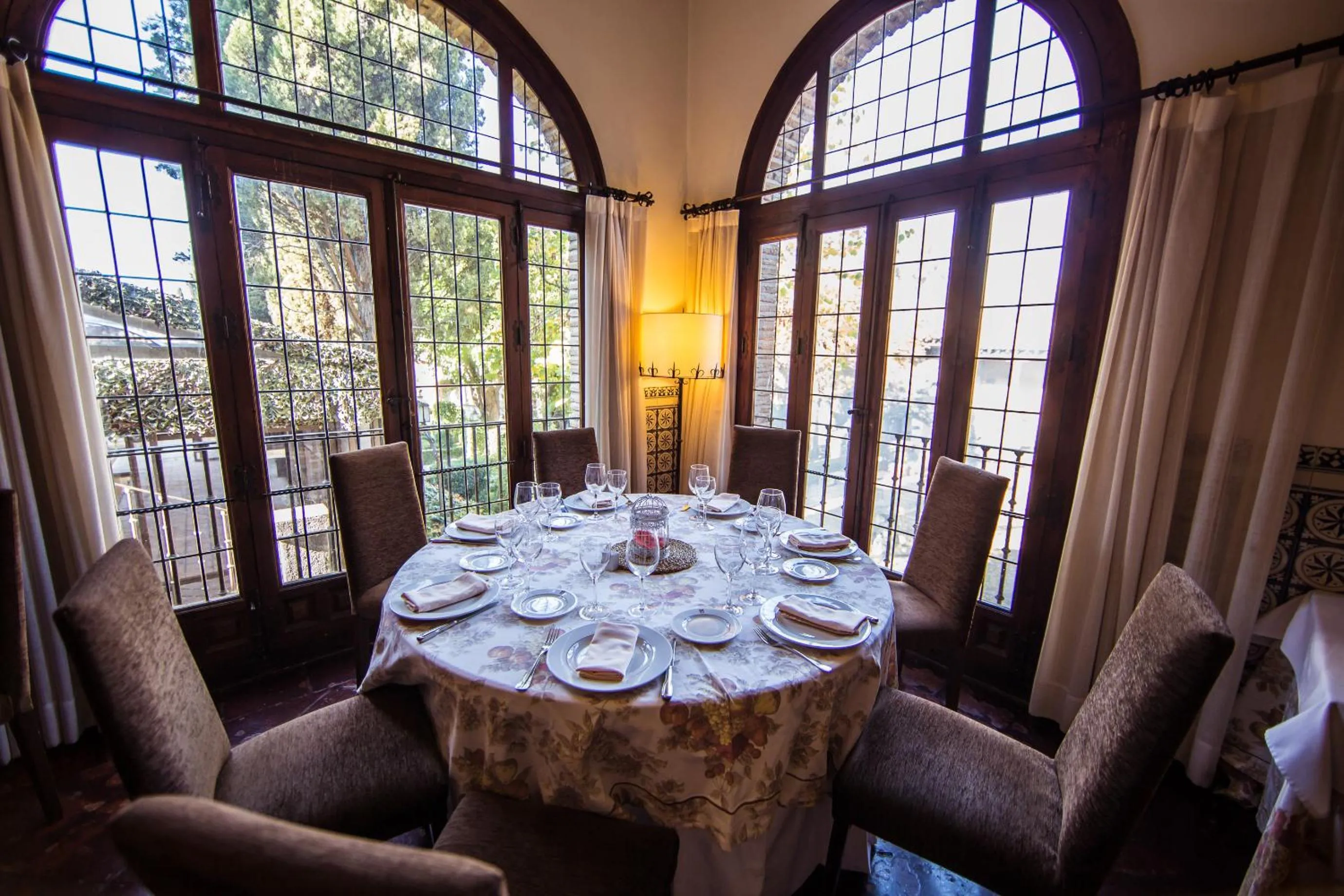 Restaurant/places to eat in Hotel Hacienda del Cardenal