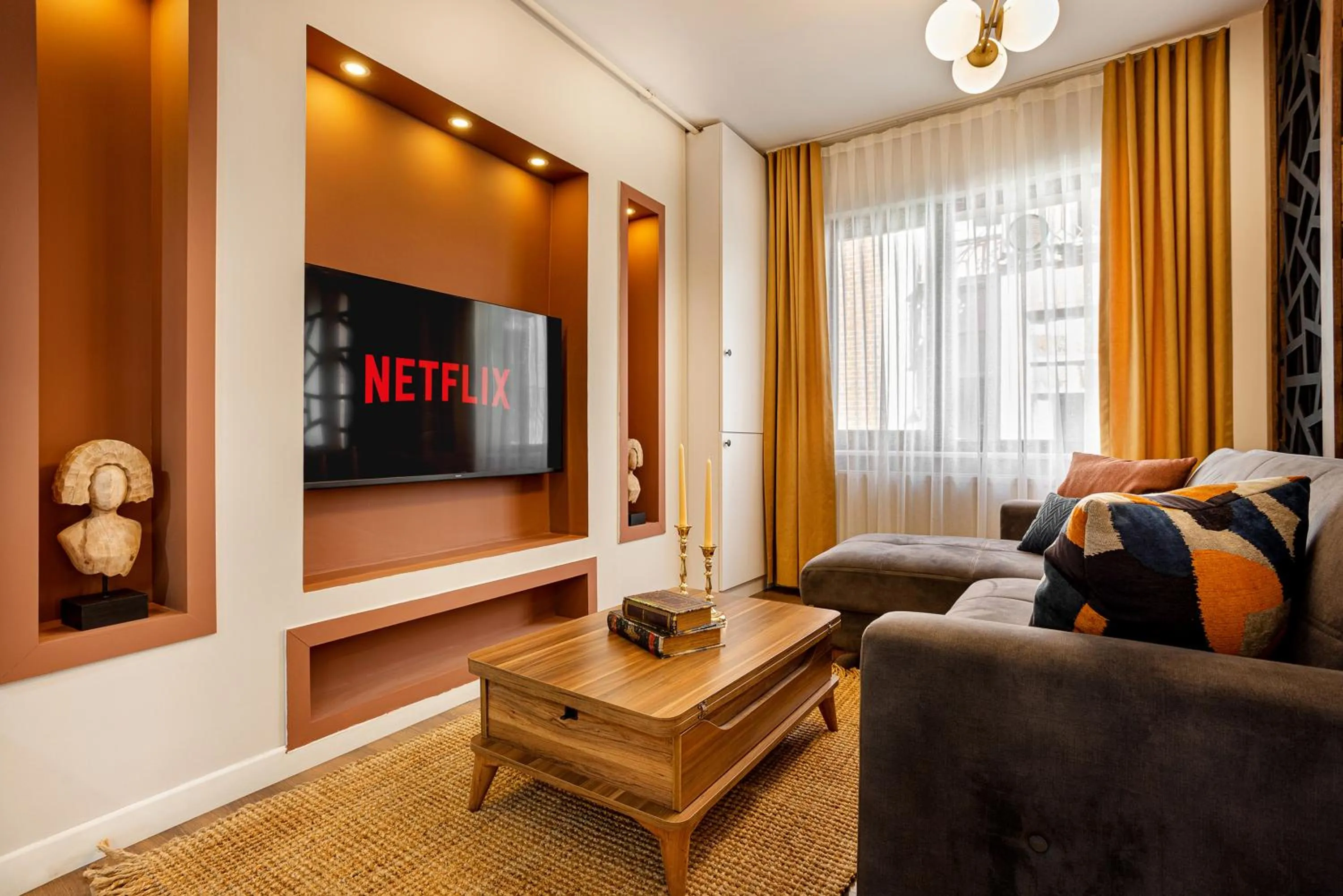 TV and multimedia in Port Galata Suites