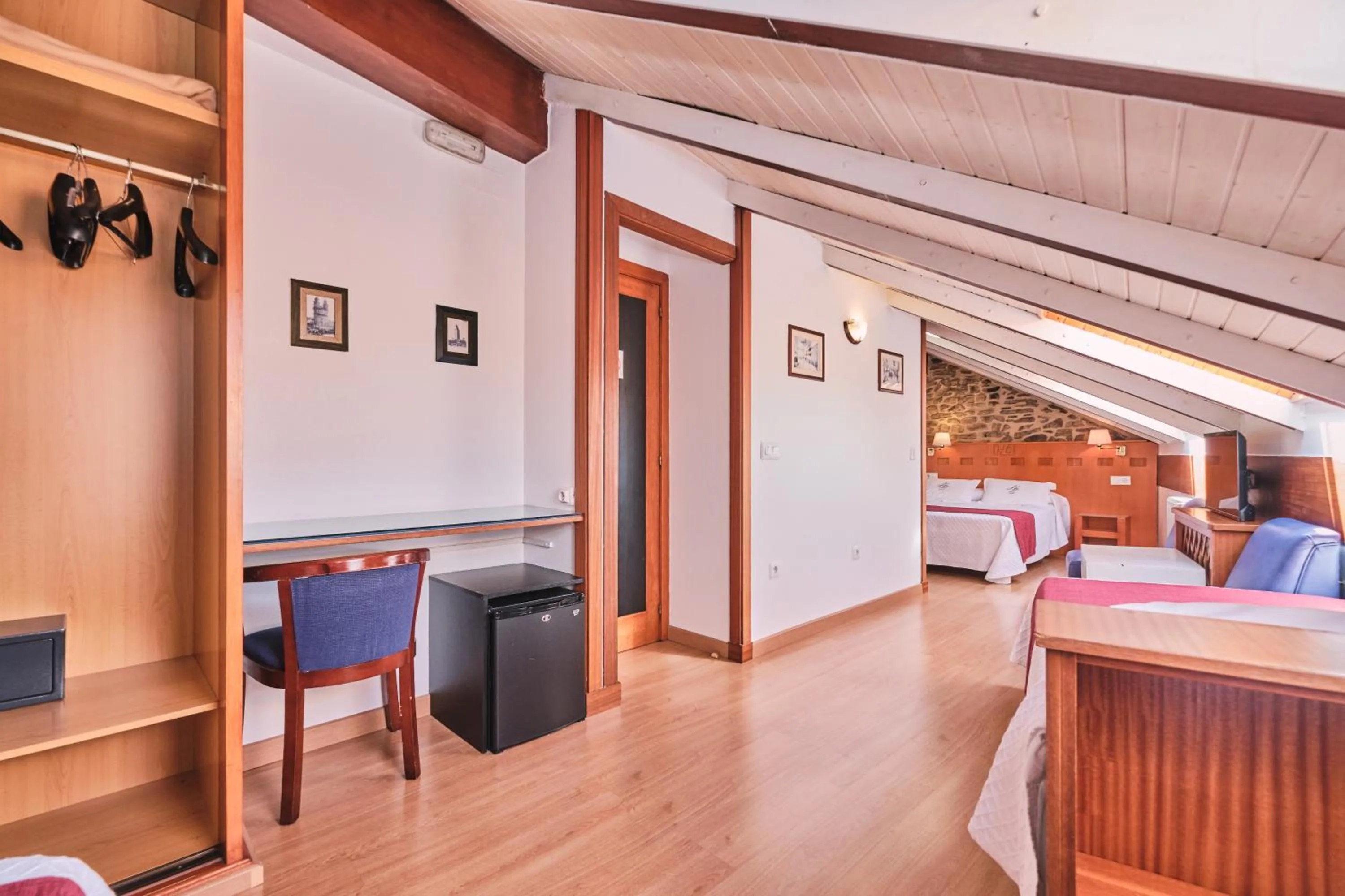 Seating area in Hotel Entrecercas