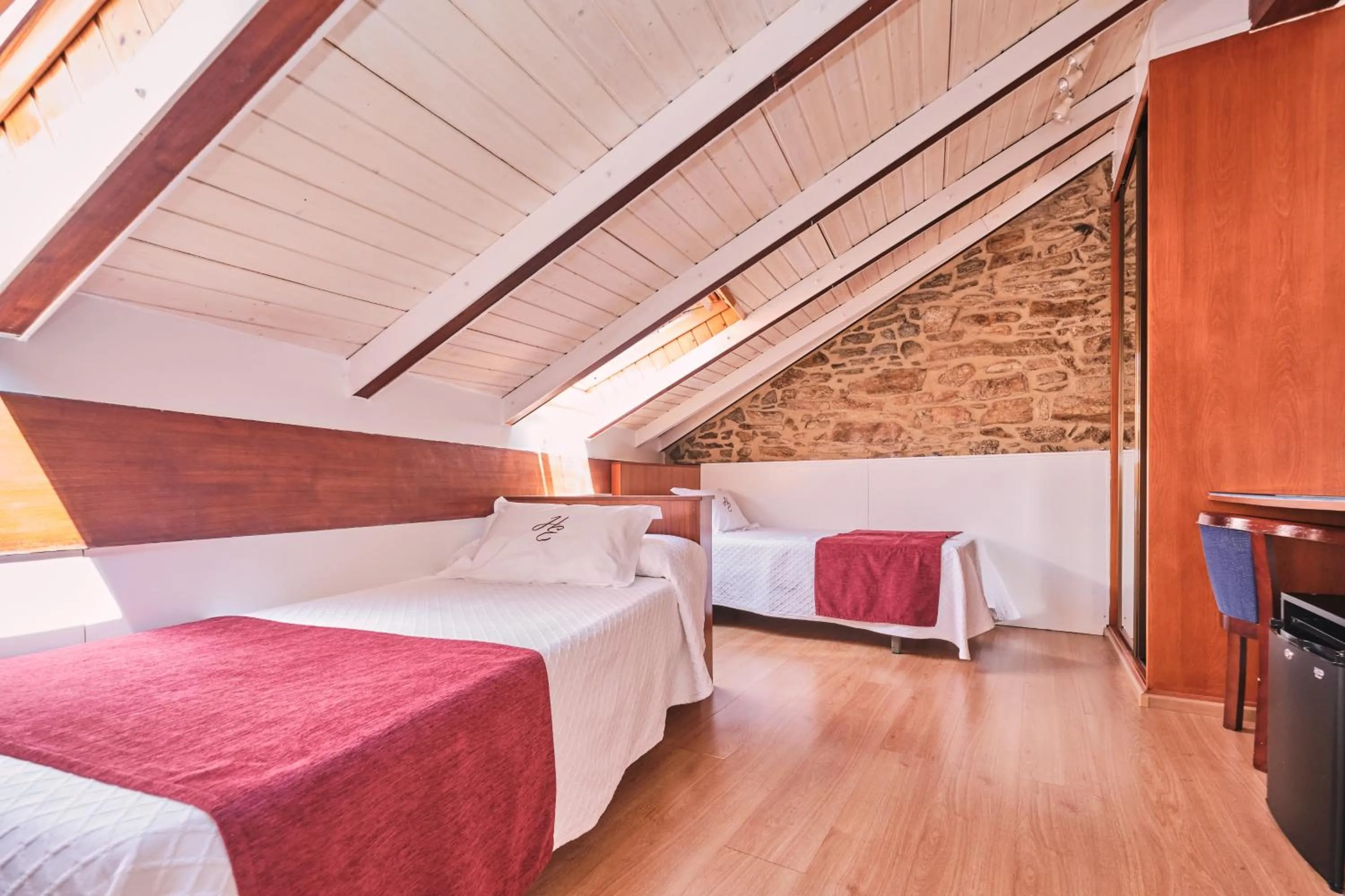 Photo of the whole room, Bed in Hotel Entrecercas