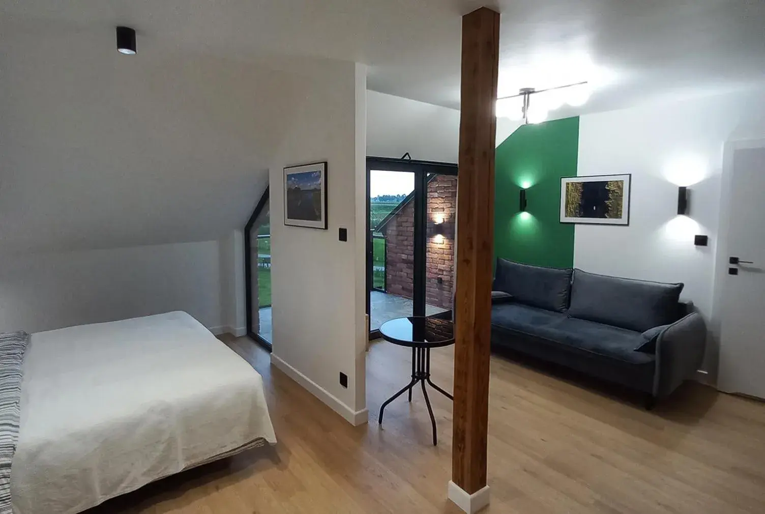 Family Room with Balcony in Apartamenty Między Mostami Family Room with Balcony in Apartamenty Między Mostami