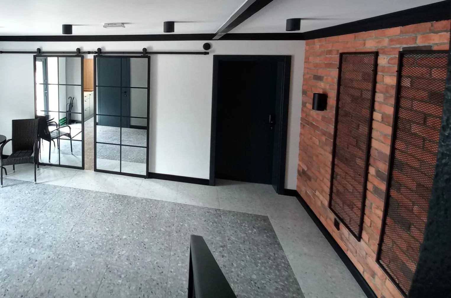 Property building in Apartamenty Między Mostami