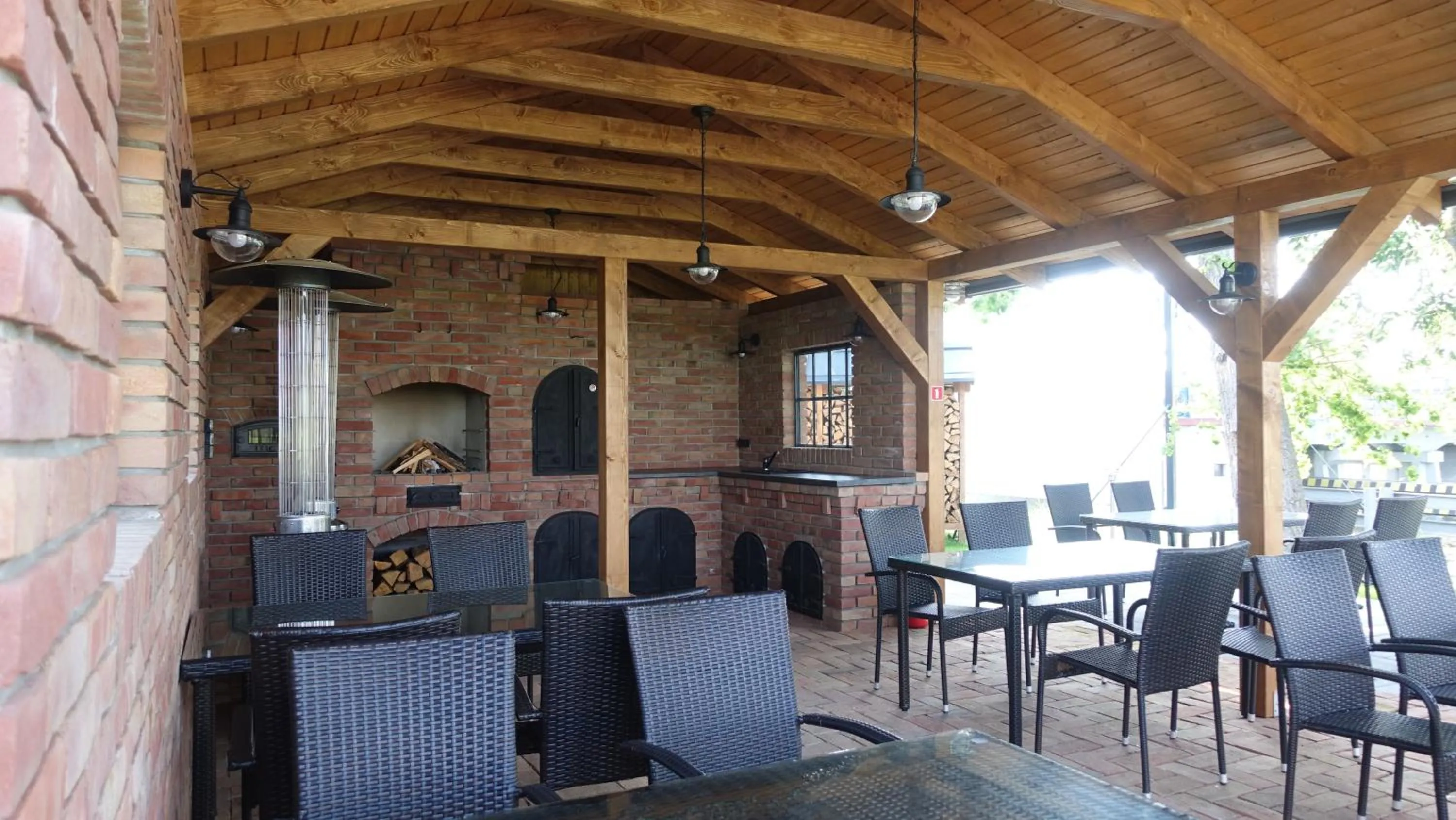 BBQ facilities in Apartamenty Między Mostami