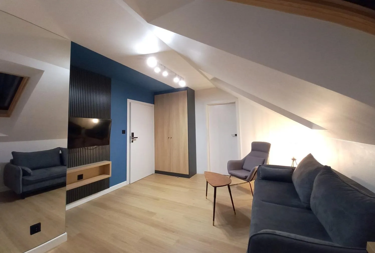 TV and multimedia in Apartamenty Między Mostami