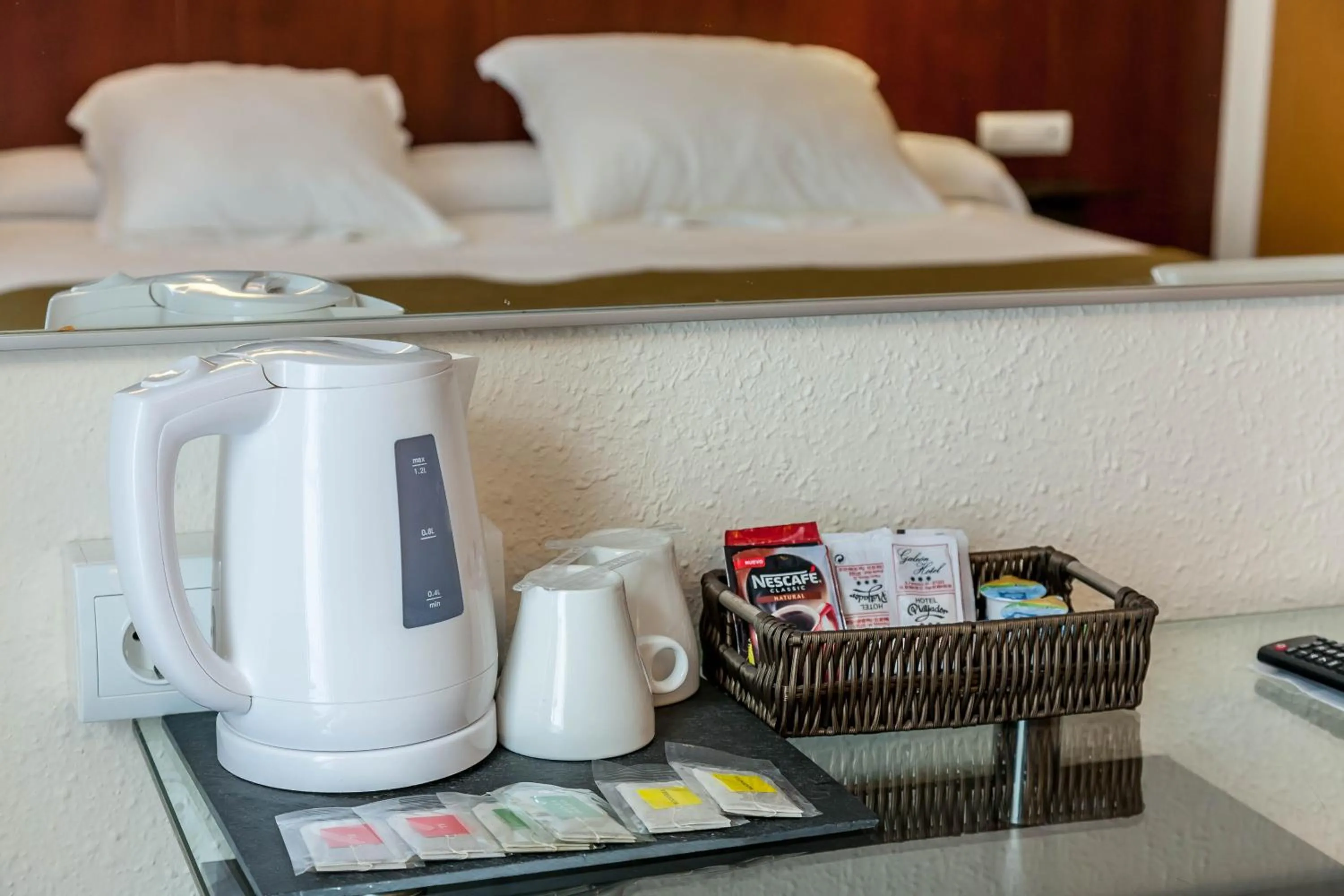 Coffee/tea facilities in Galeón