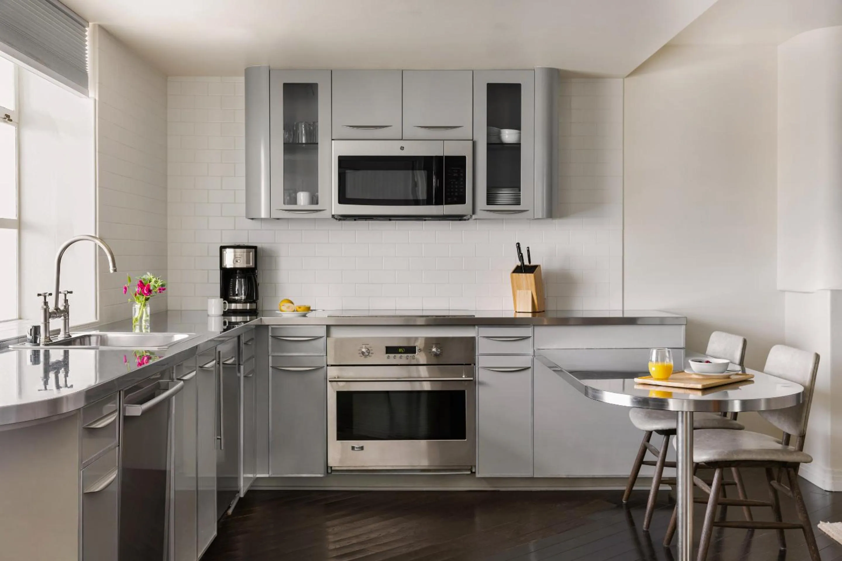 Kitchen or kitchenette in The Eden