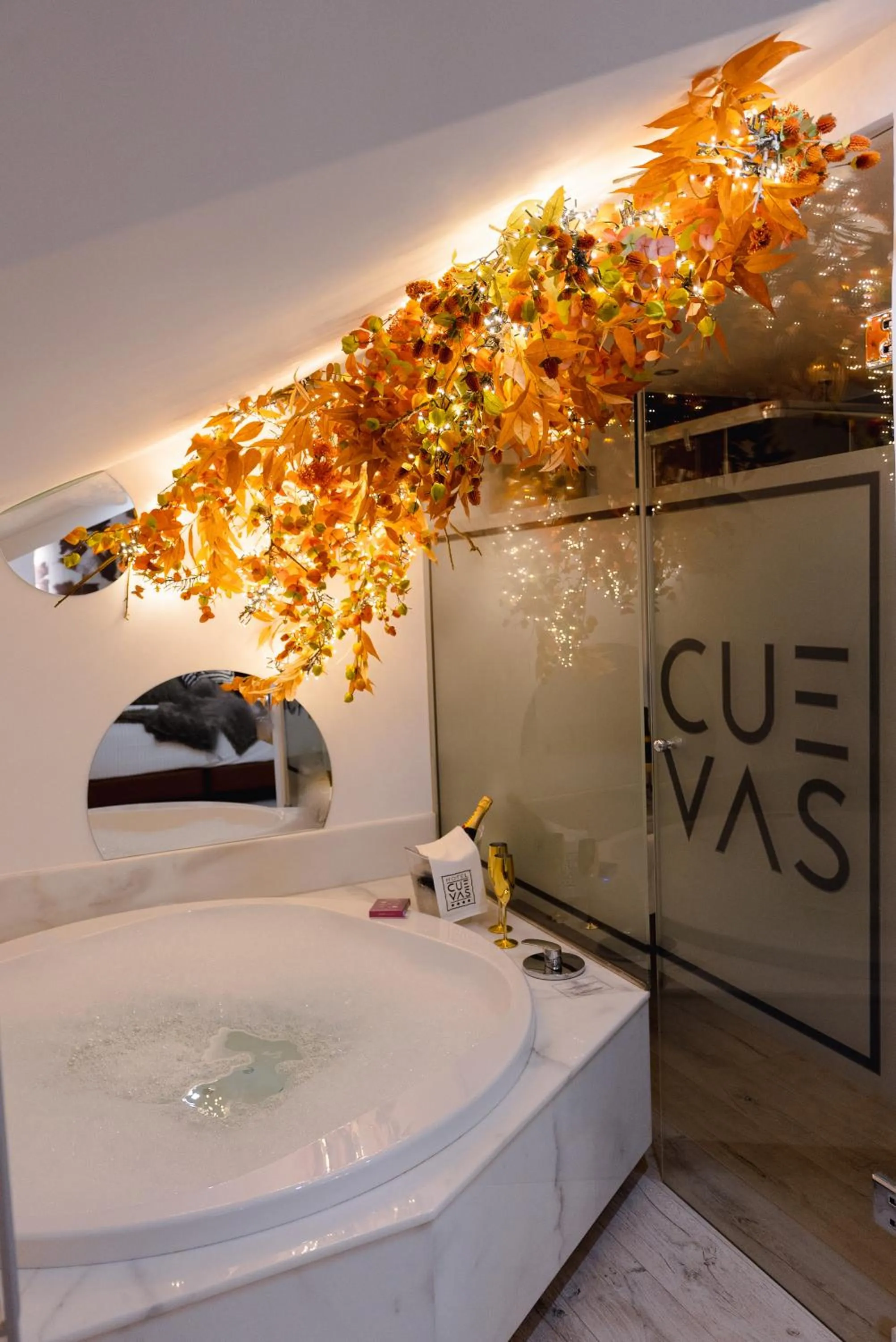 Hot Tub in Hotel Cuevas - Adults Only