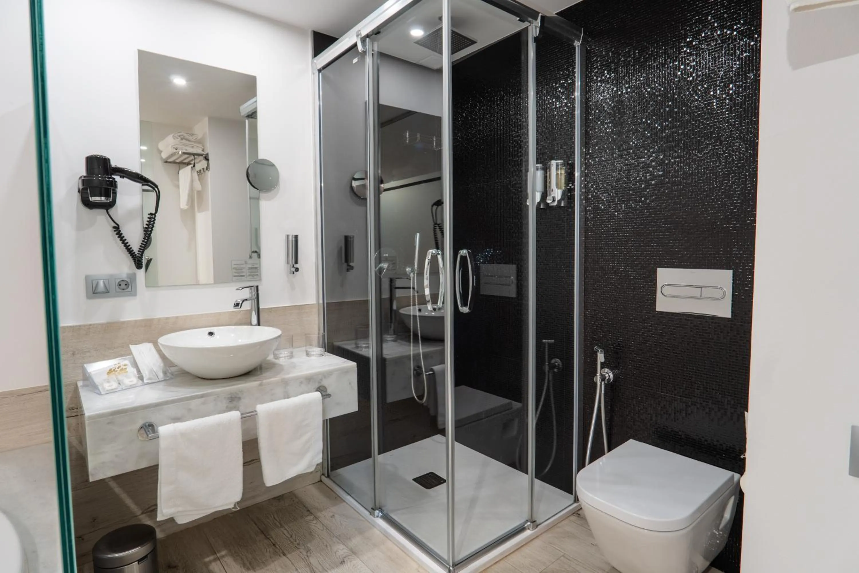 Bathroom in Hotel Cuevas - Adults Only