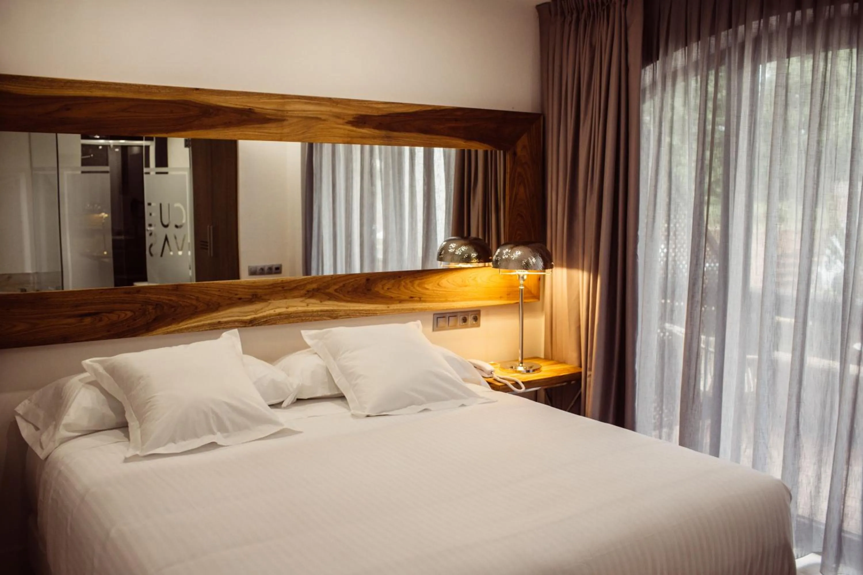 Photo of the whole room, Bed in Hotel Cuevas - Adults Only