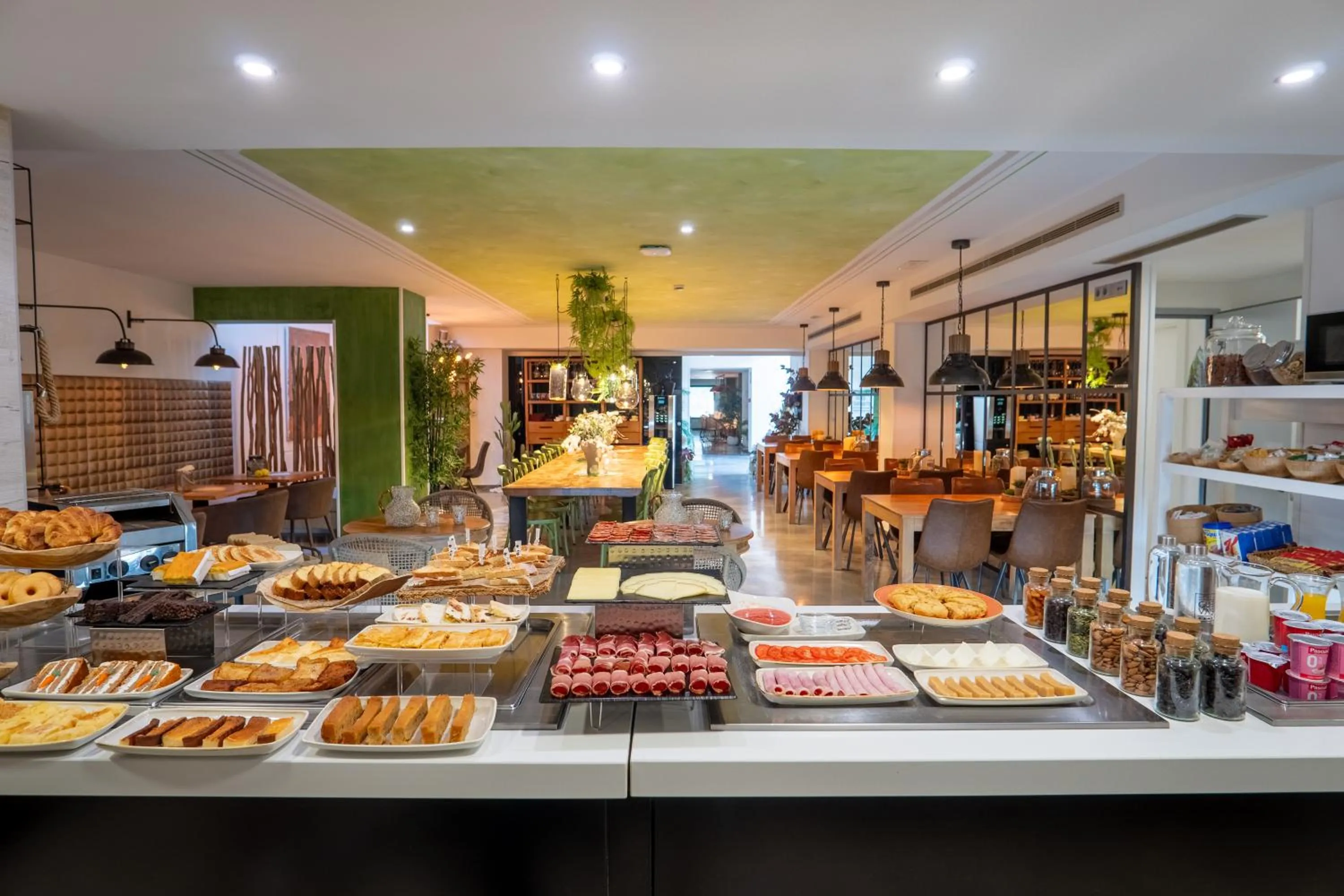 Buffet breakfast in Hotel Cuevas - Adults Only