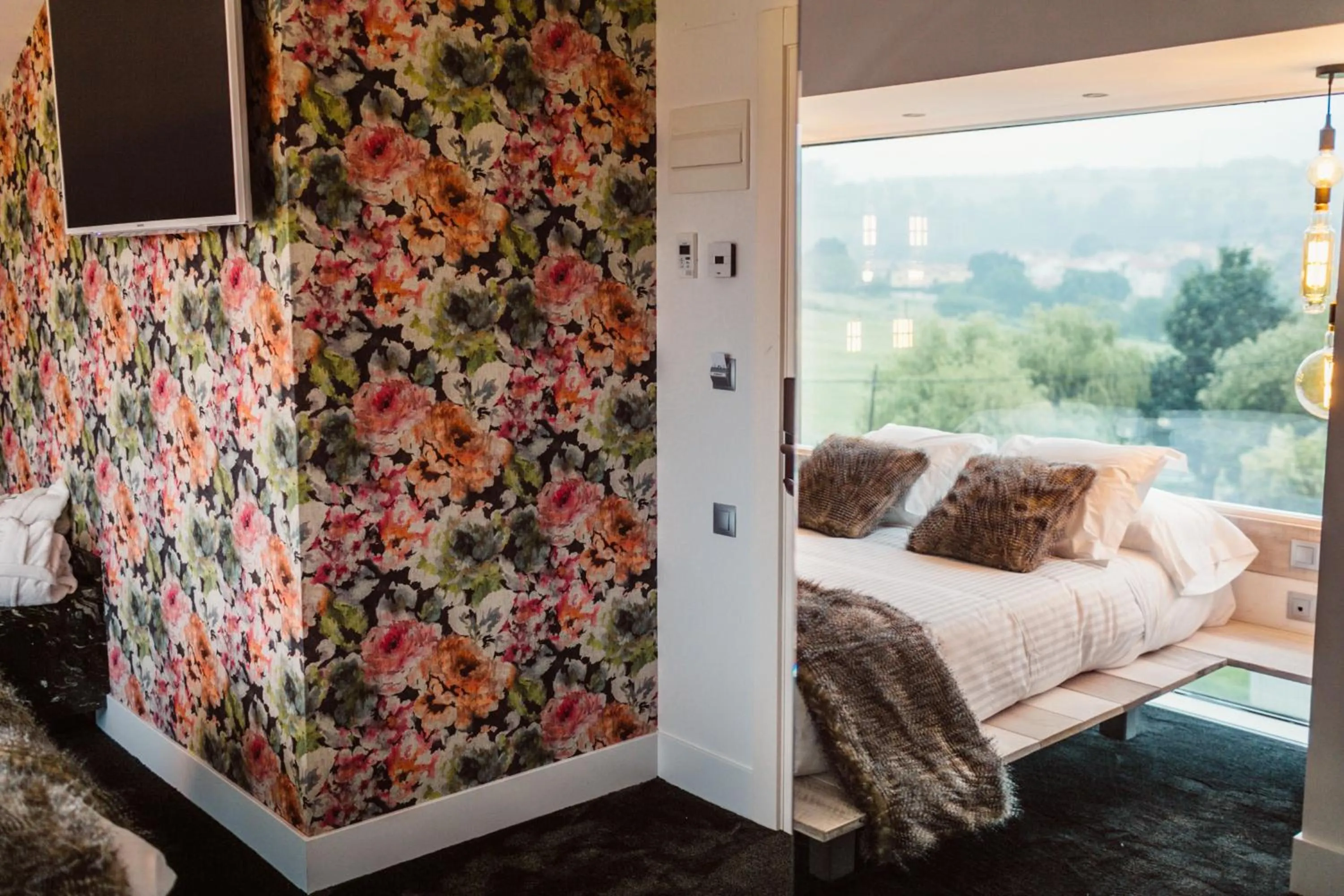 Bedroom, Bed in Hotel Cuevas - Adults Only